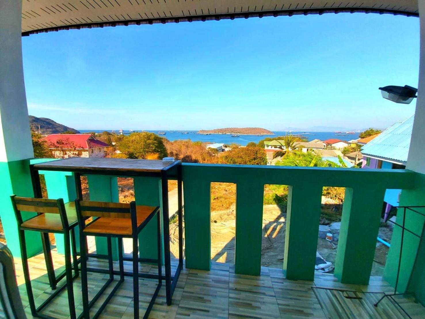 Balcony & Terrace
