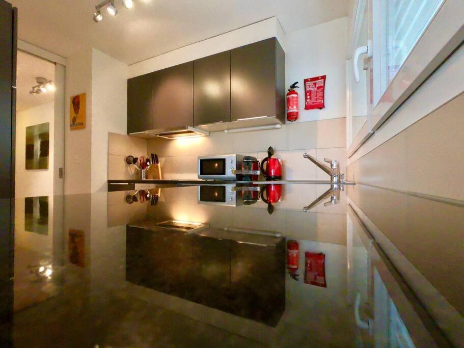 Good location, spacious, comfortable and bright!!