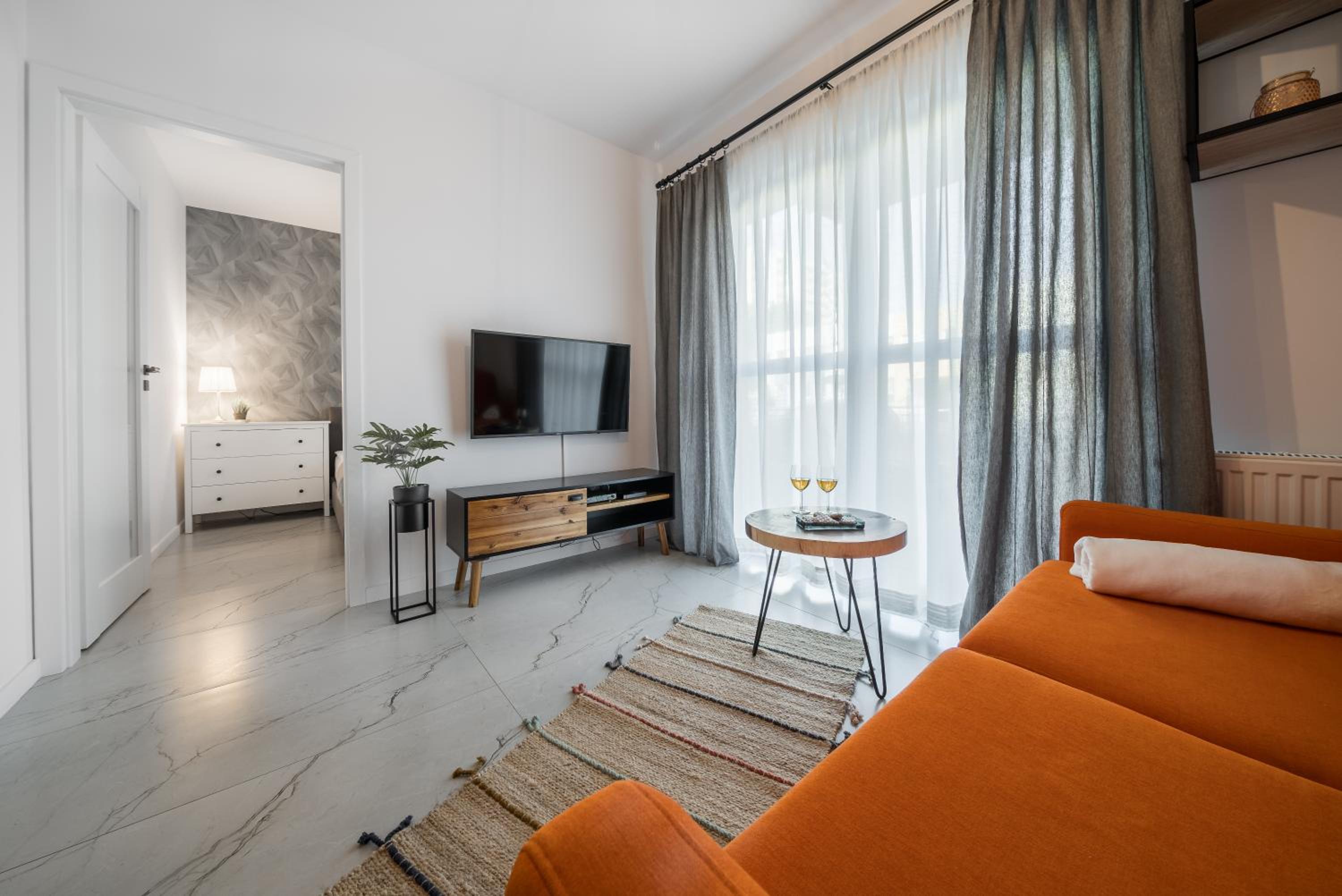 1555 Apartments I z miejscem parkingowym view 2