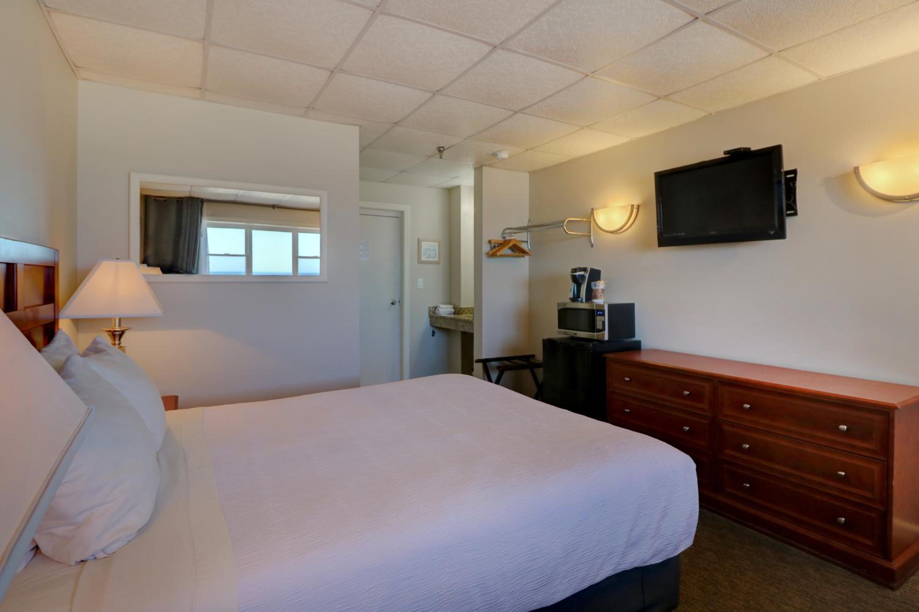 Atlantic Oceanfront Hotel, Wells Beach - Property Image 68