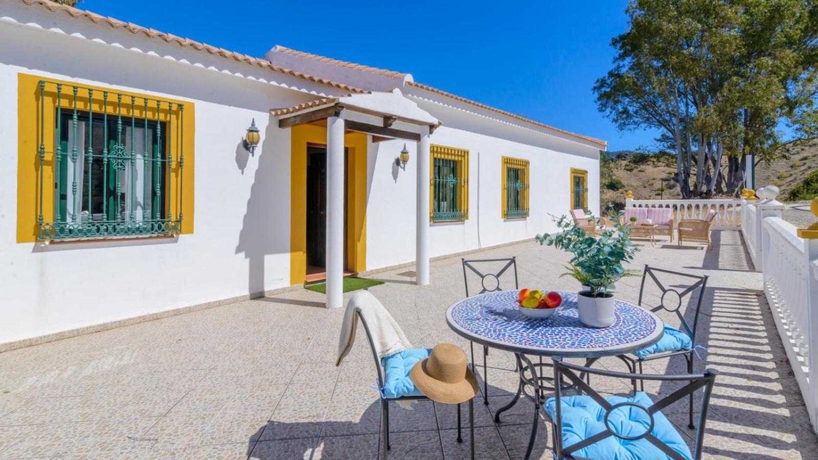 Finca El Mirador Malaga by Ruralidays