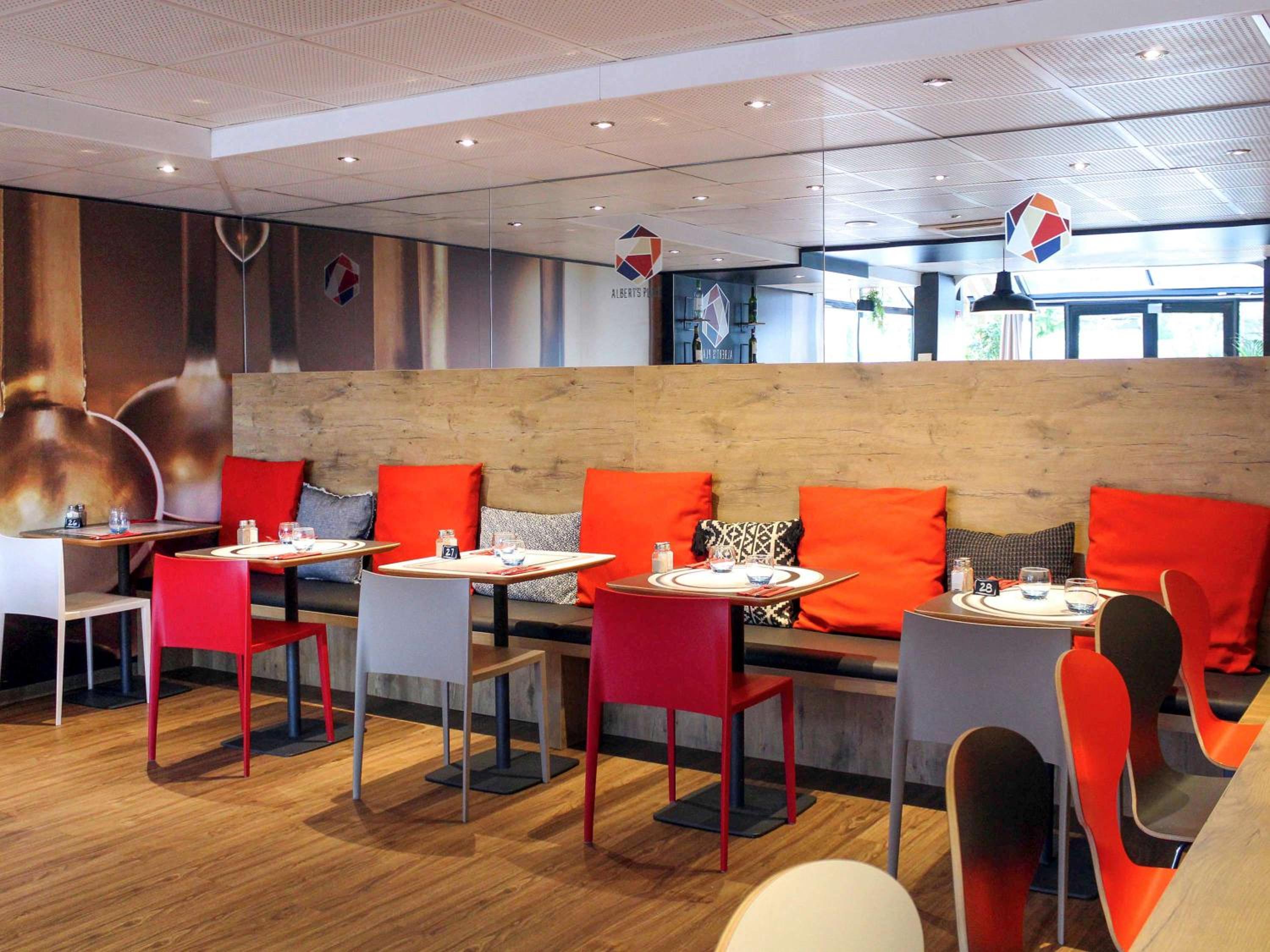 restaurant
