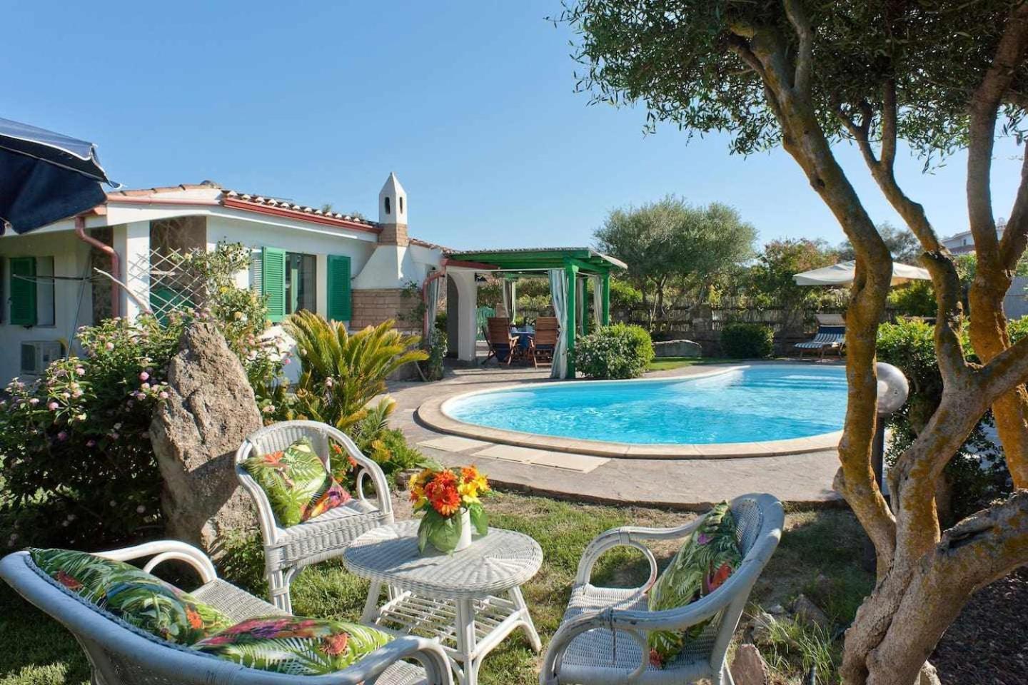 VILLA con PISCINA 200 mt dalla spiaggia 10 persone photo 1