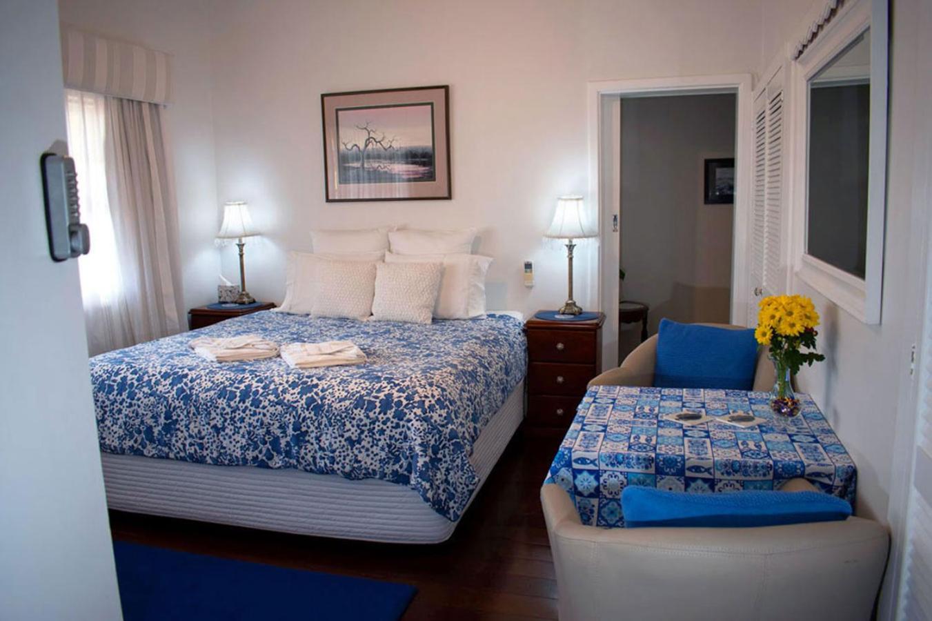 Boathouse Bunbury Bed & Breakfast