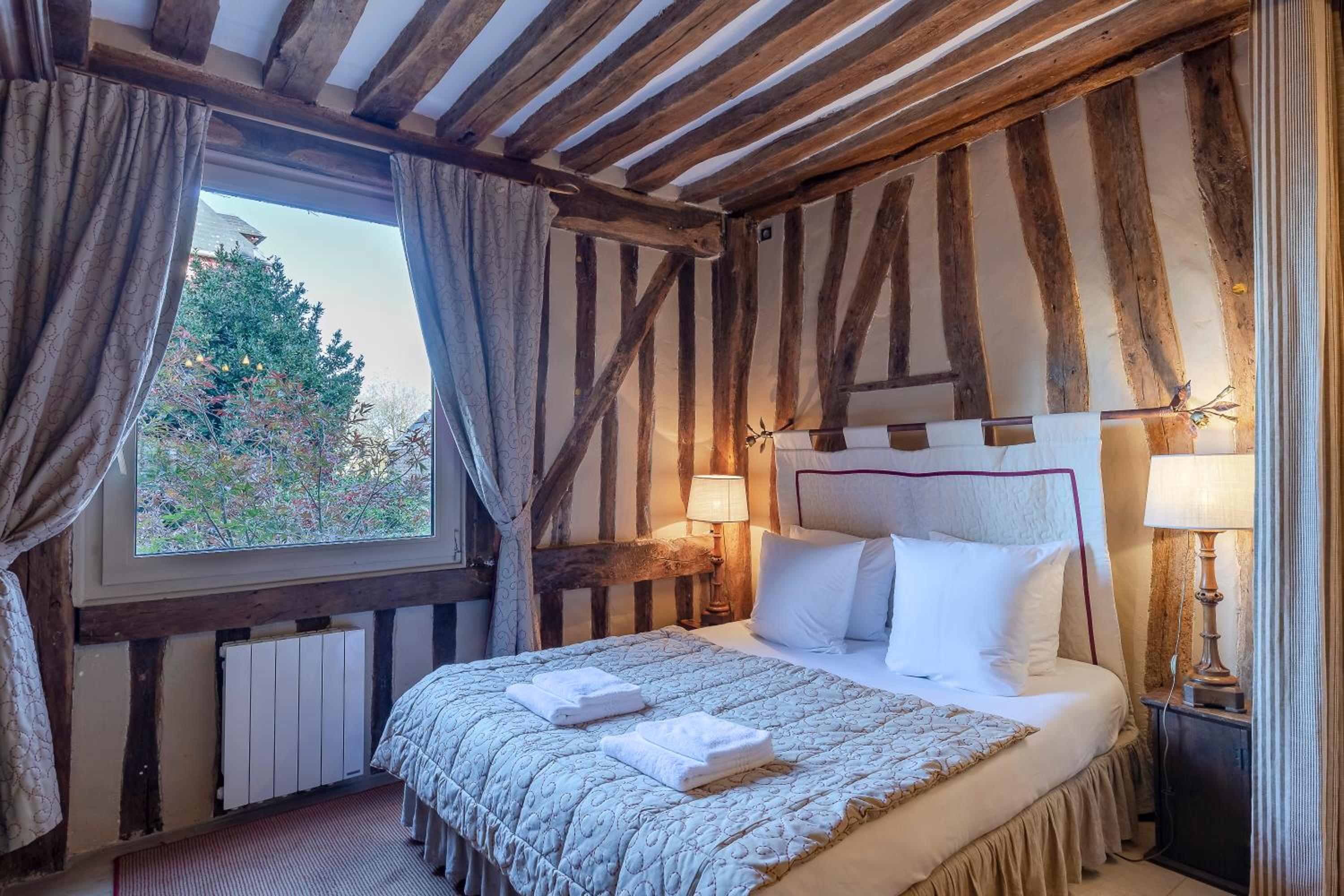 La Venelle Saint Jean view 3