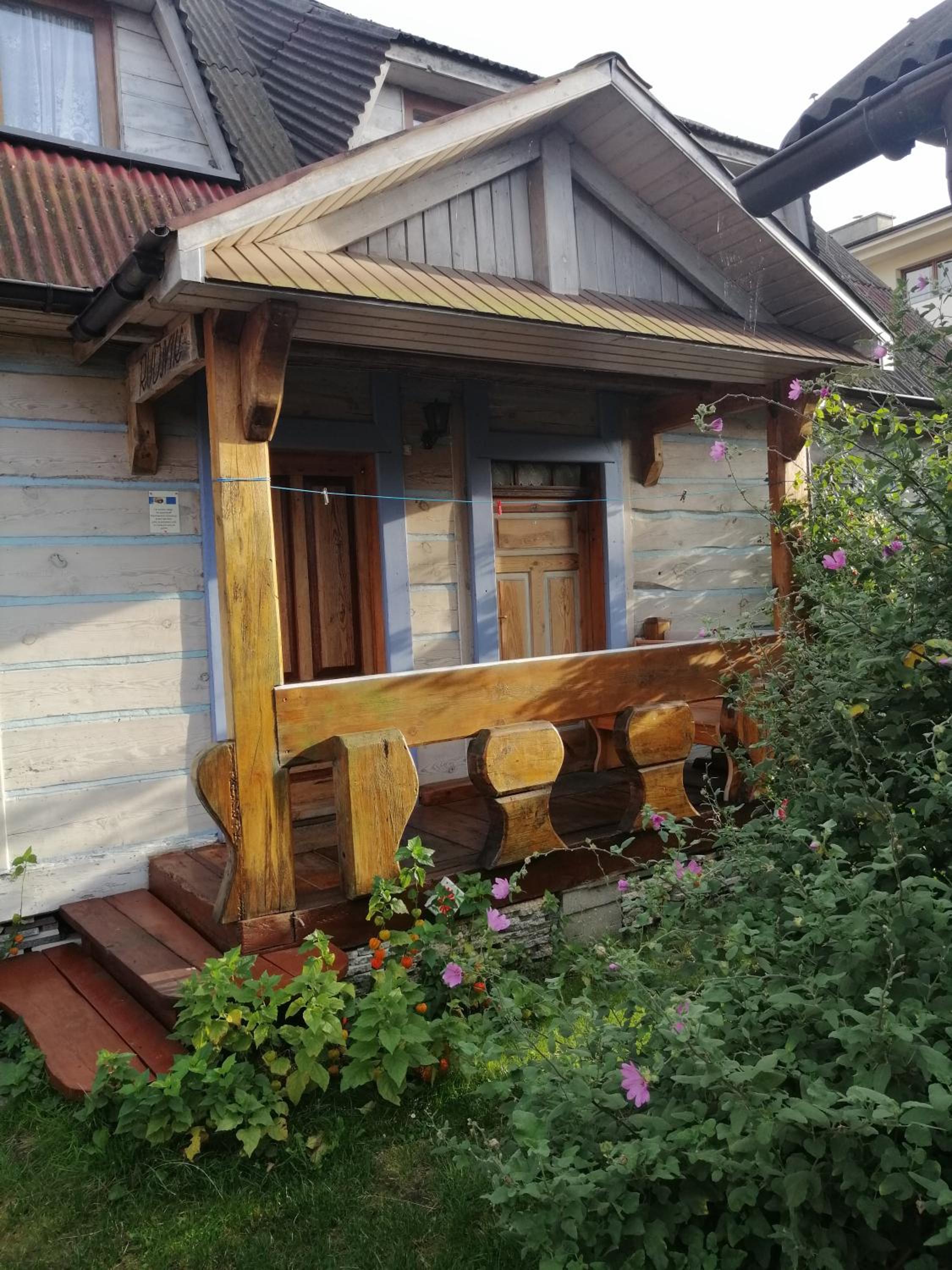 Photo 10