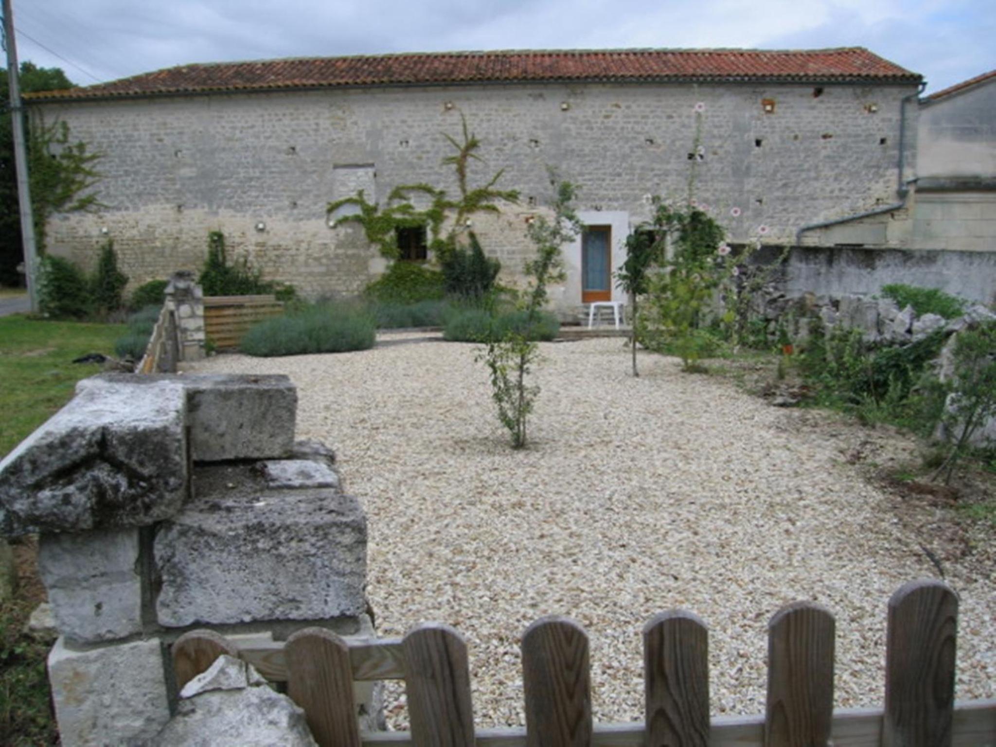 Photo 46