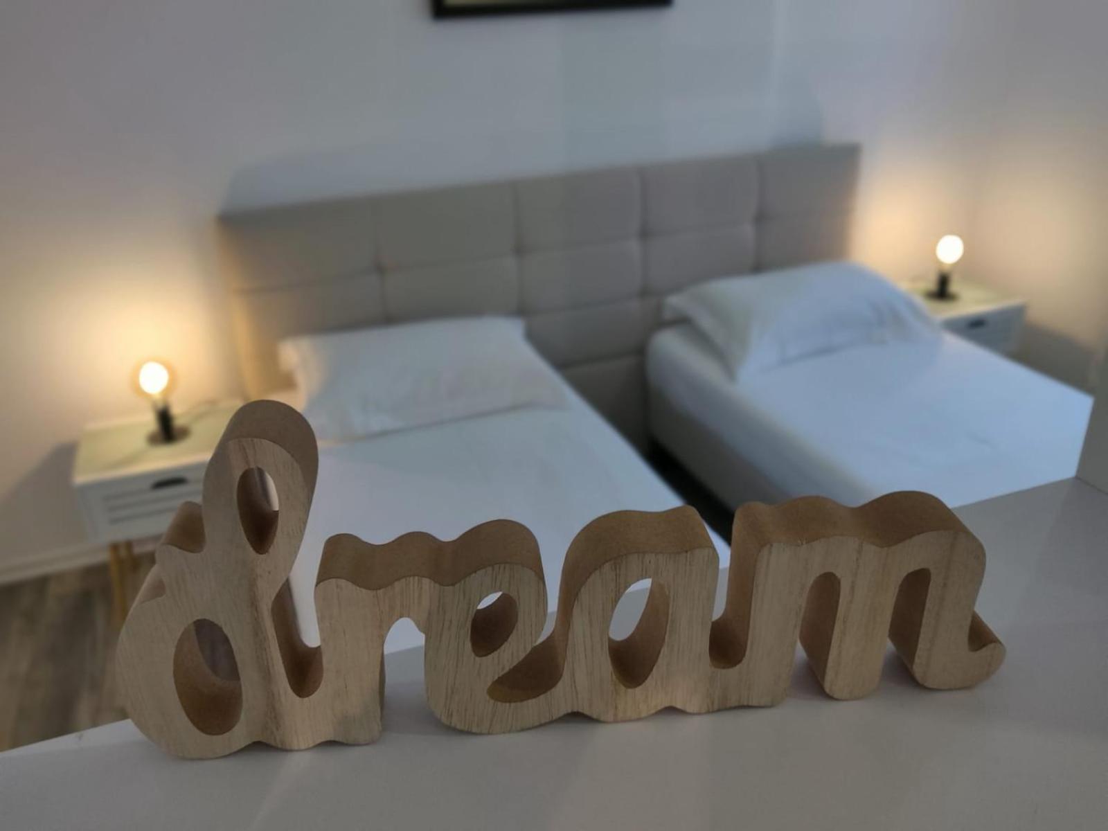 E&A Apartments Guesthouse