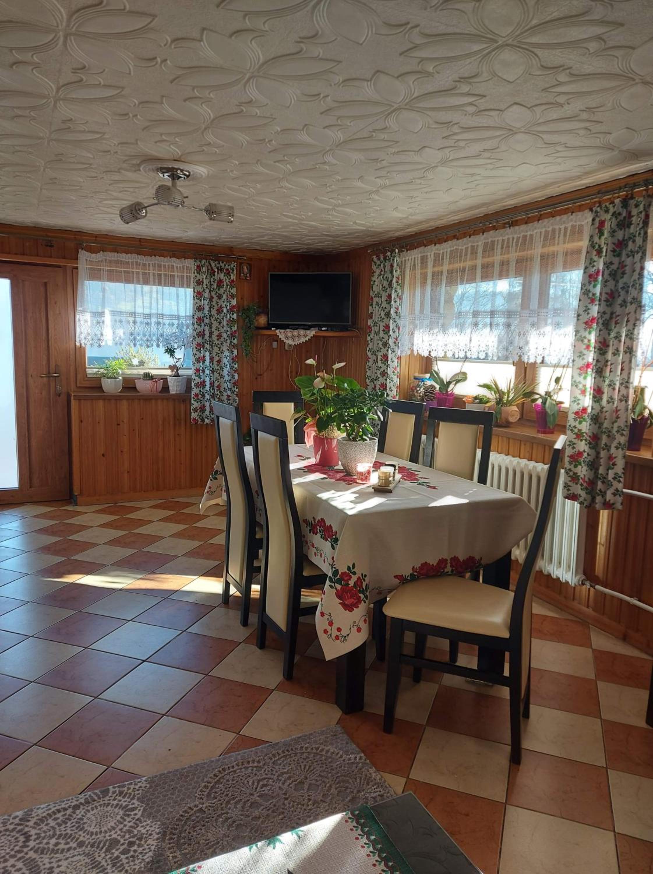 Photo 48