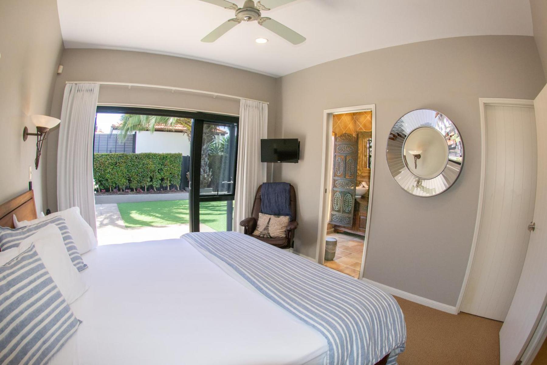 Tuscan Retreat Bed & Breakfast - Adults Only