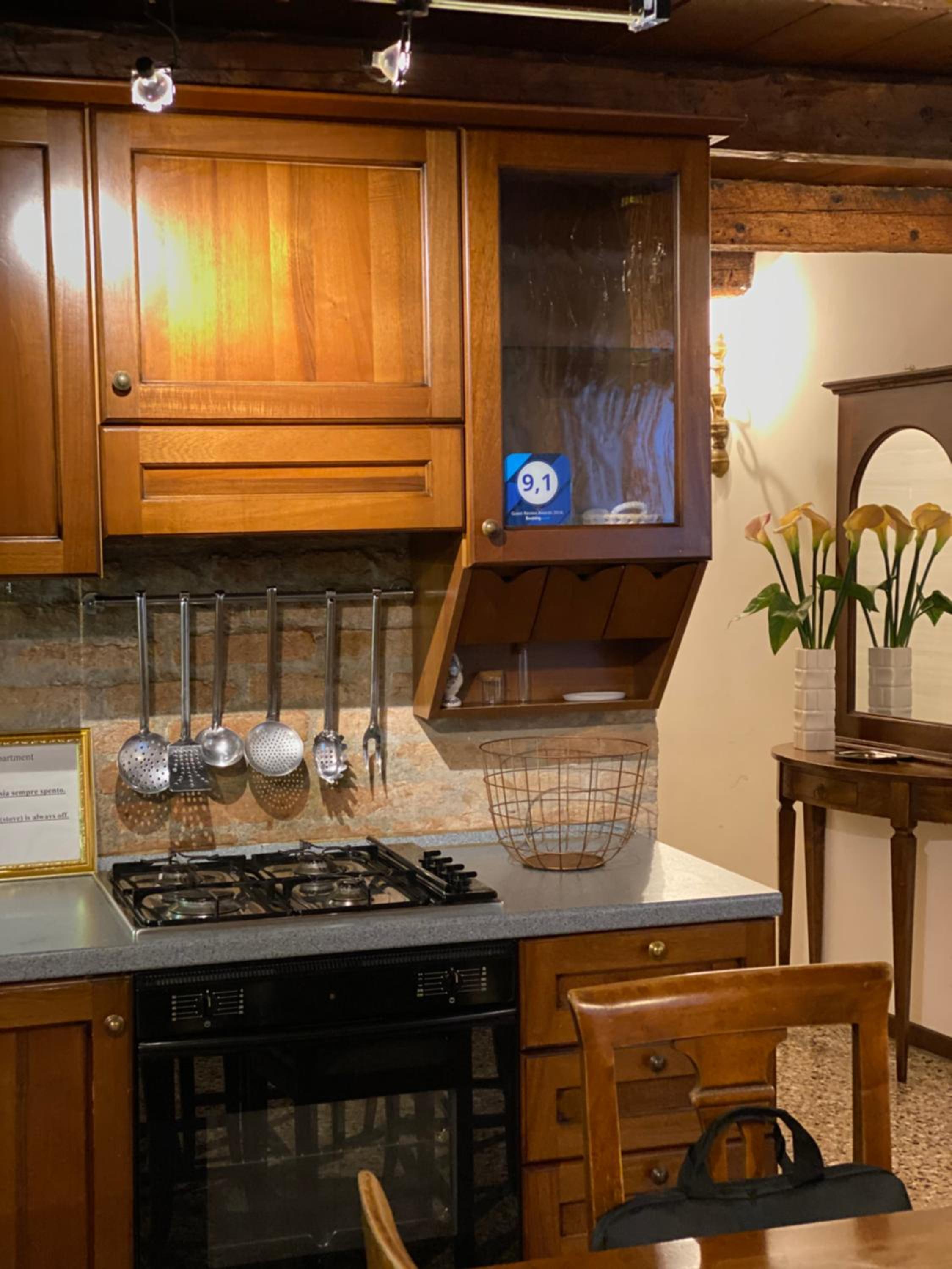 Hesperia Apartment