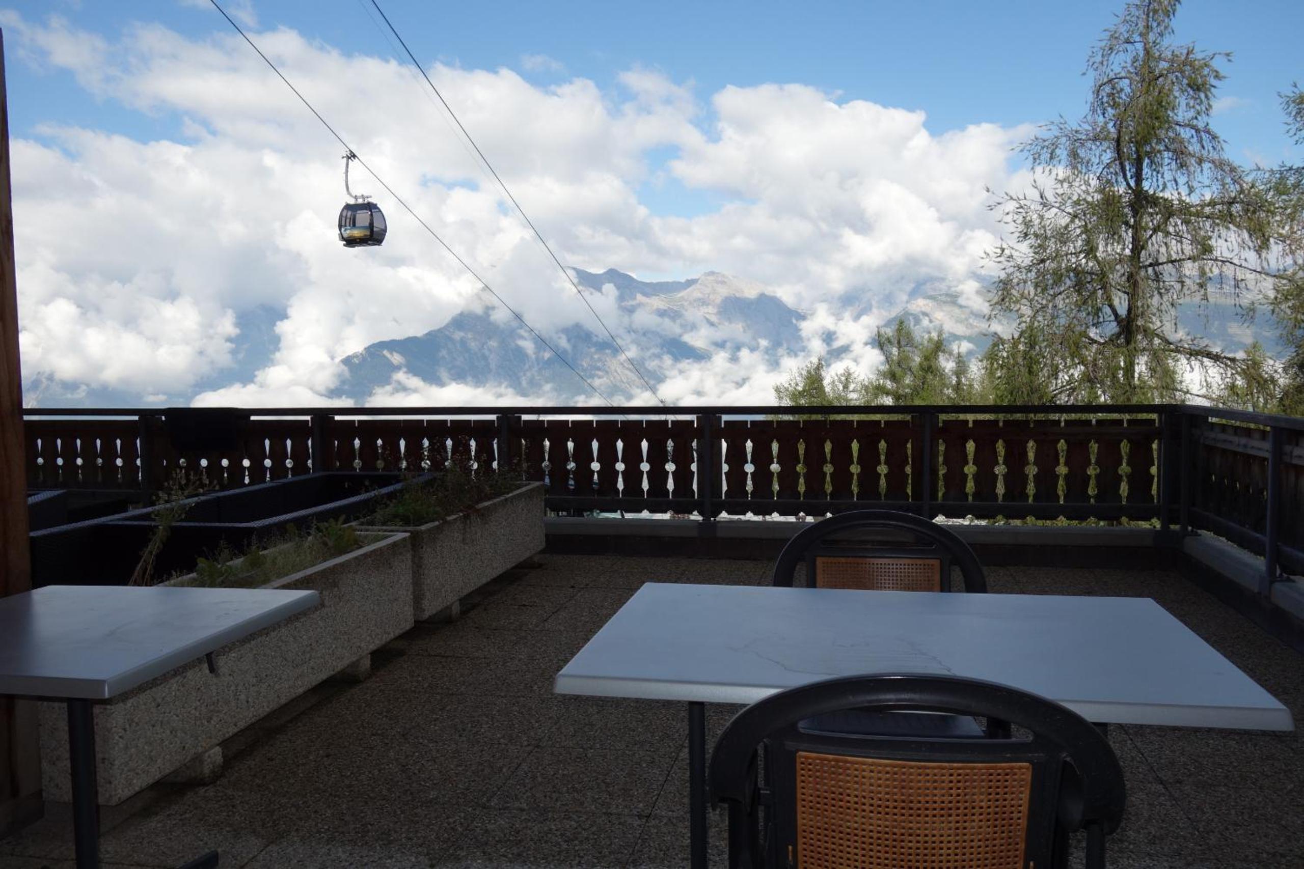 Hauts de Veysonnaz HV1 001