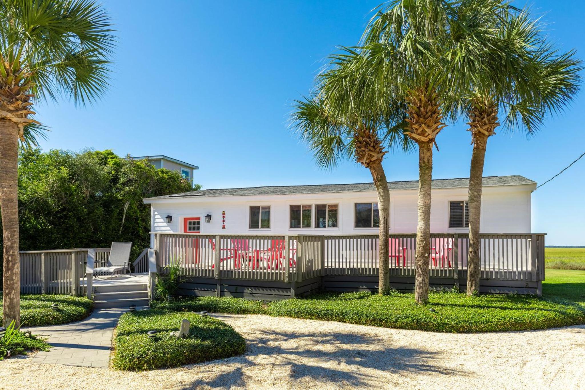 1684 E Ashley - Sol Searcher - 2 Bedrooms