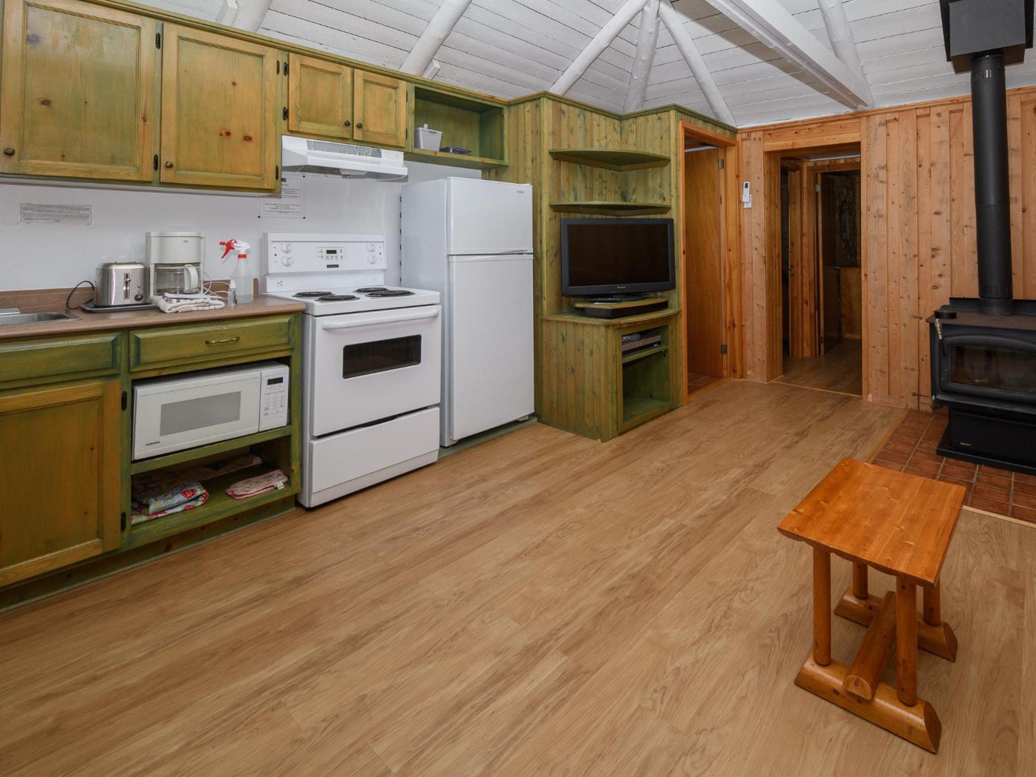 Au Pic de l'Aurore Motel-Chalets