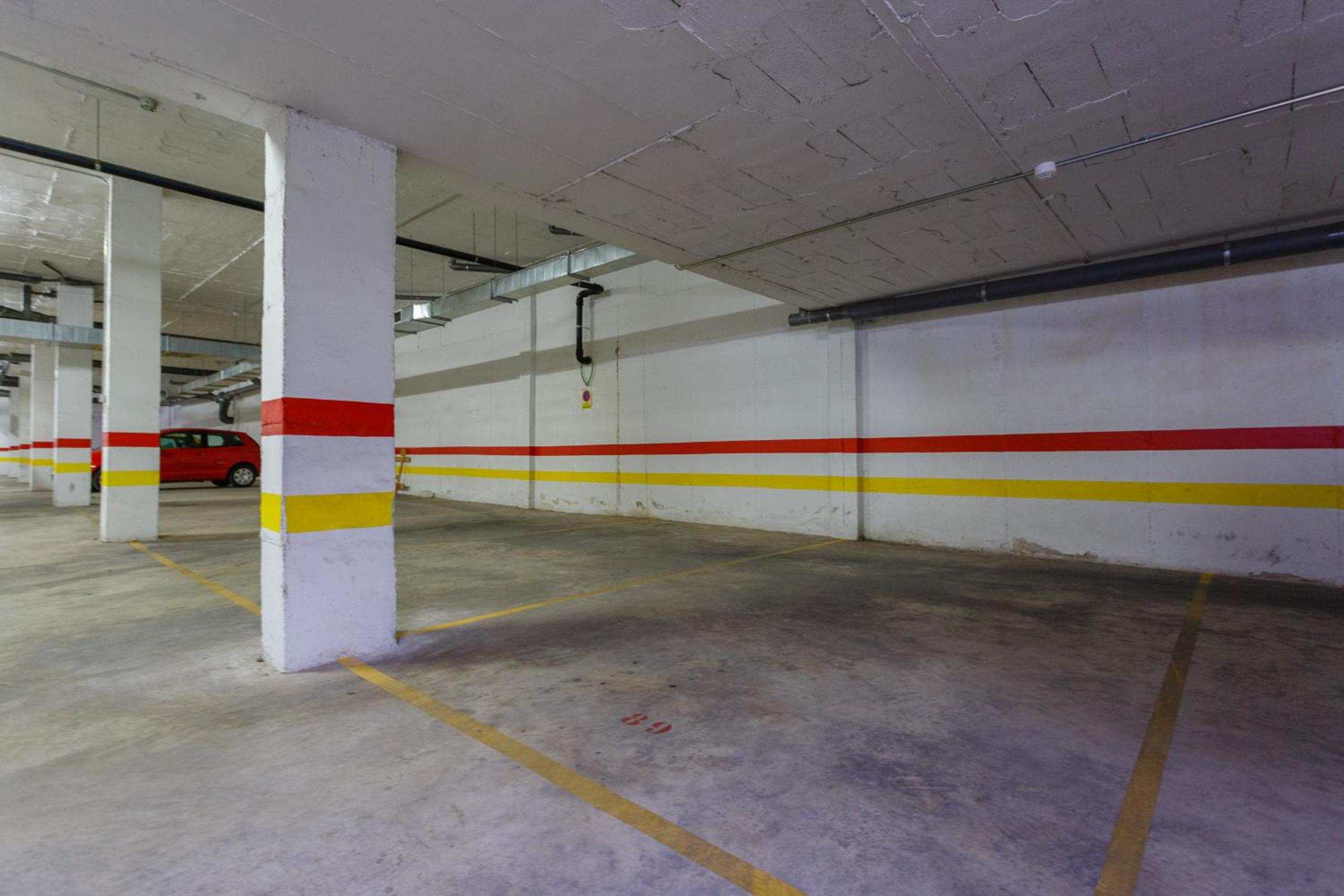 BRISAS-Rota free parking by Cadiz4Rentals view 3