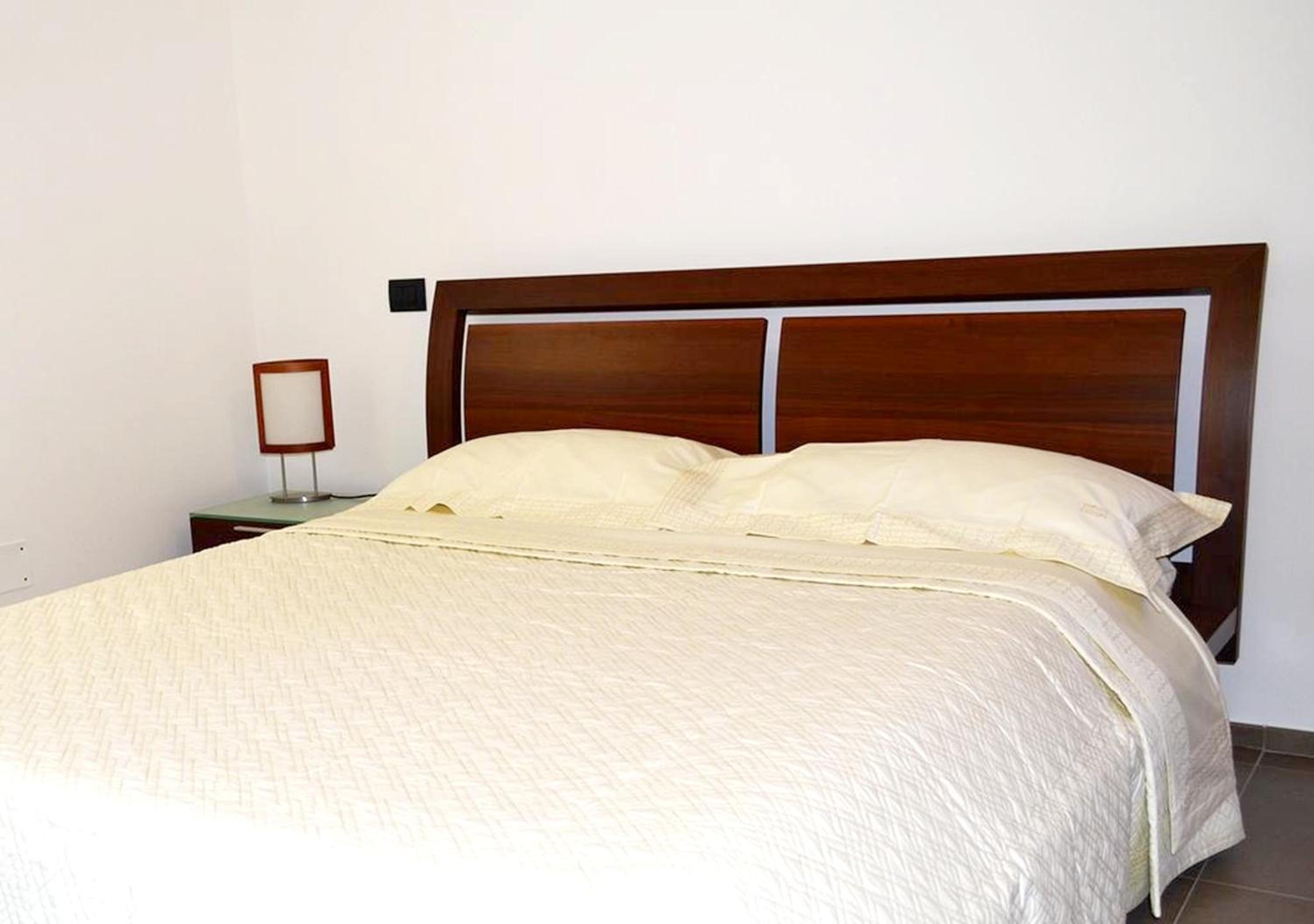 3 bedrooms appartement with city view shared pool and enclosed garden at Avellino