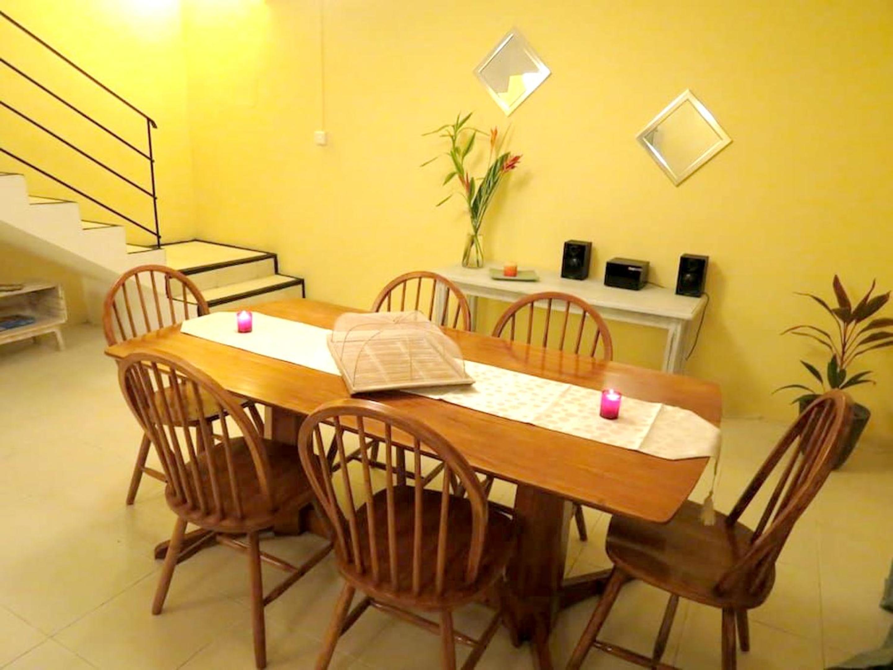 2 bedrooms villa at Grand Gaube 800 m away from the beach with private pool enclosed garden and wifi