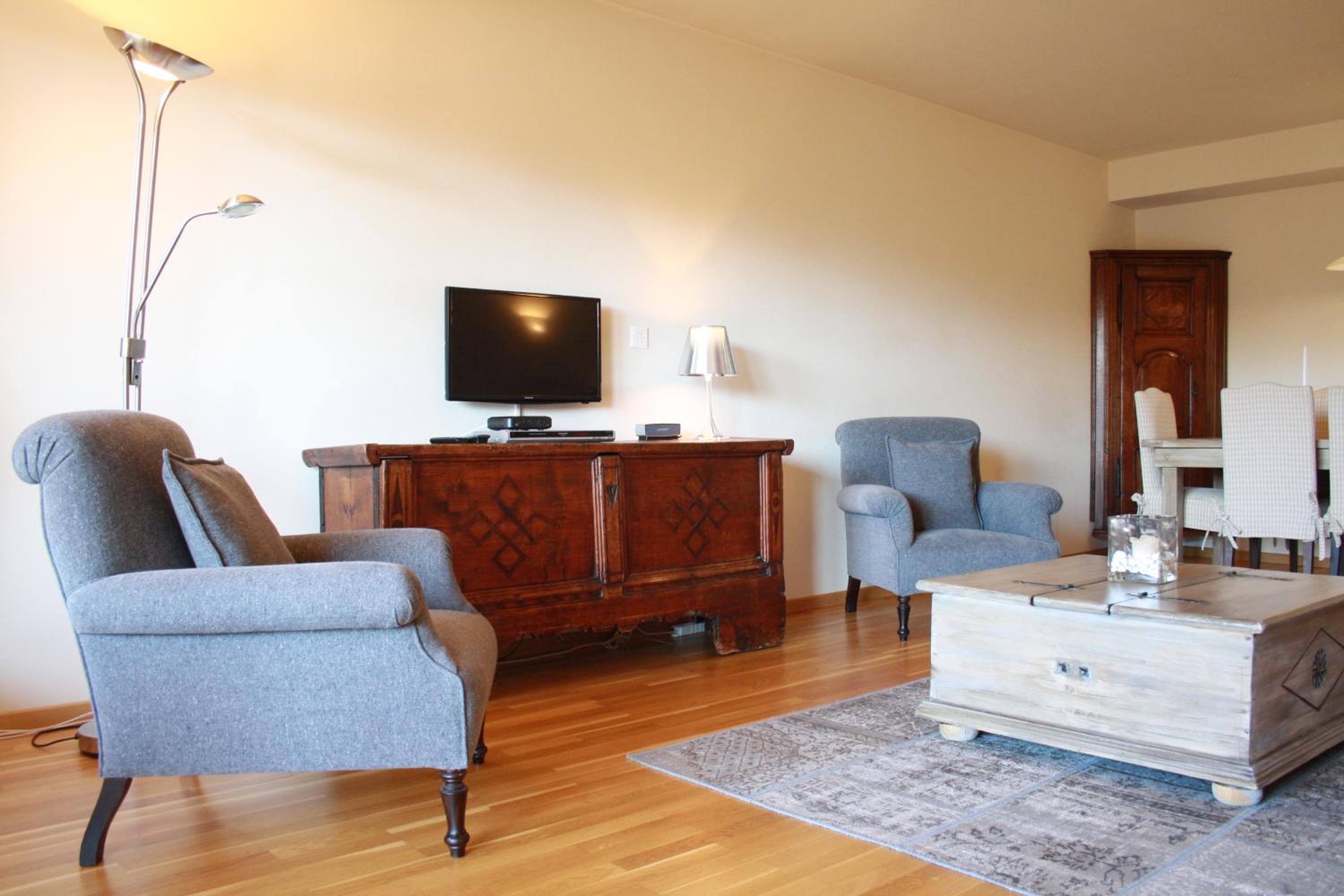 Modern & Central, Ambassadeurs
