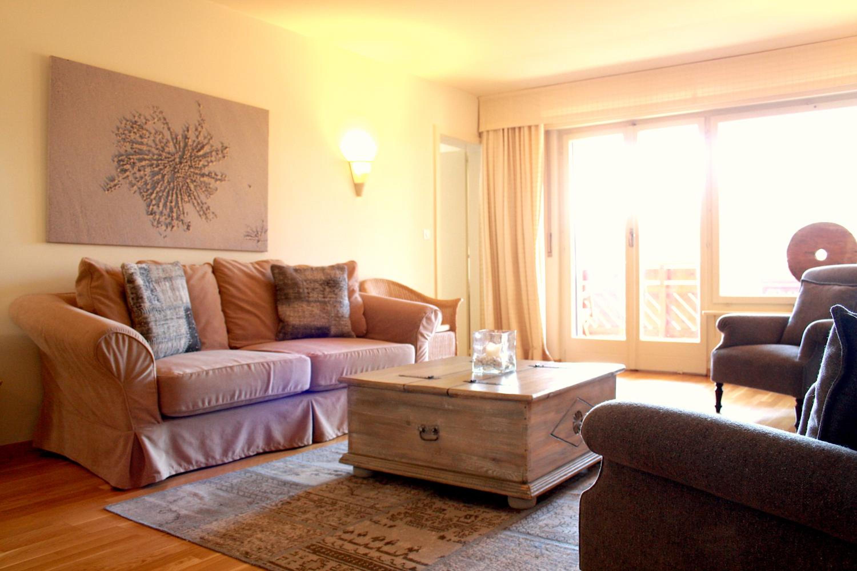 Modern & Central, Ambassadeurs
