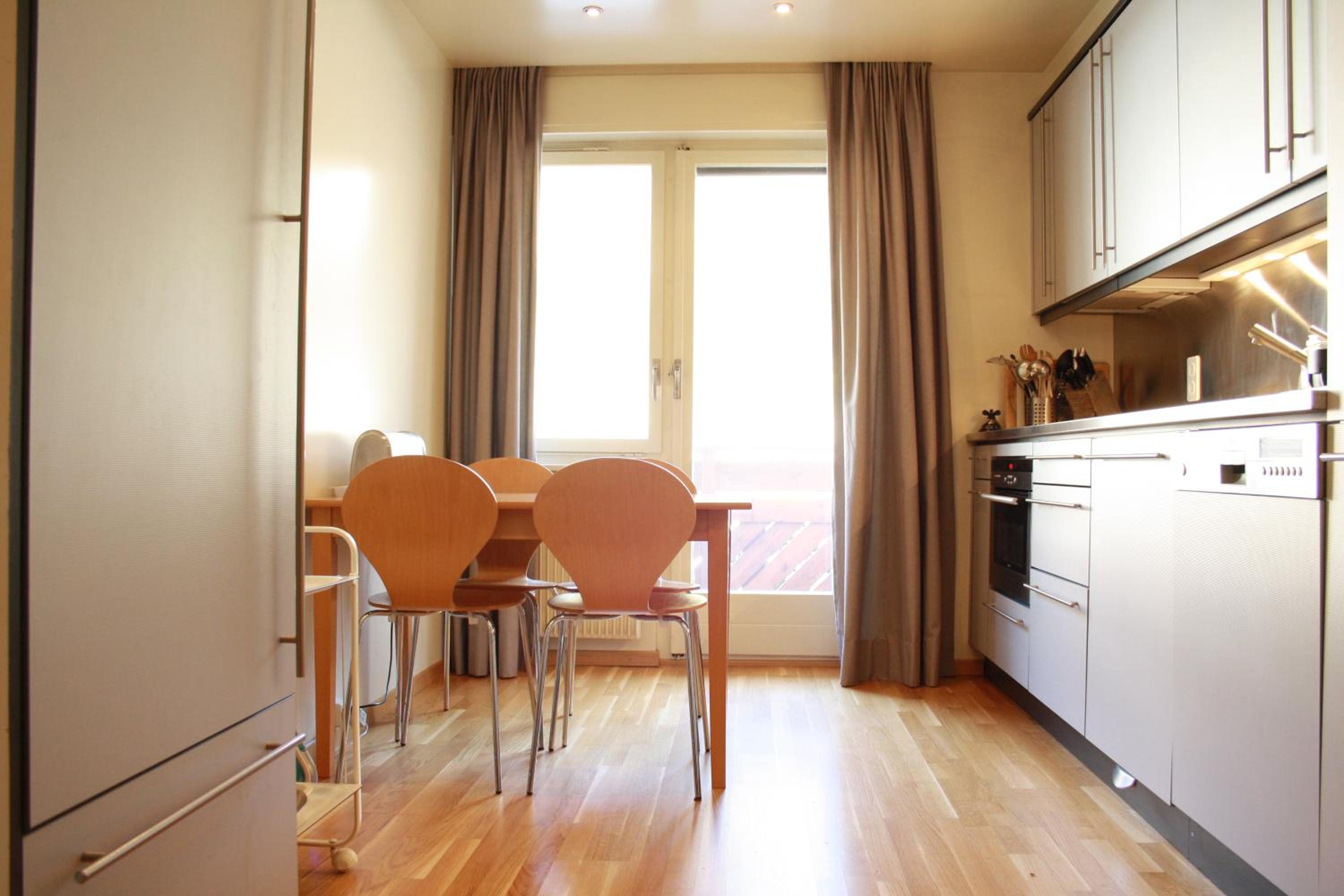 Modern & Central, Ambassadeurs