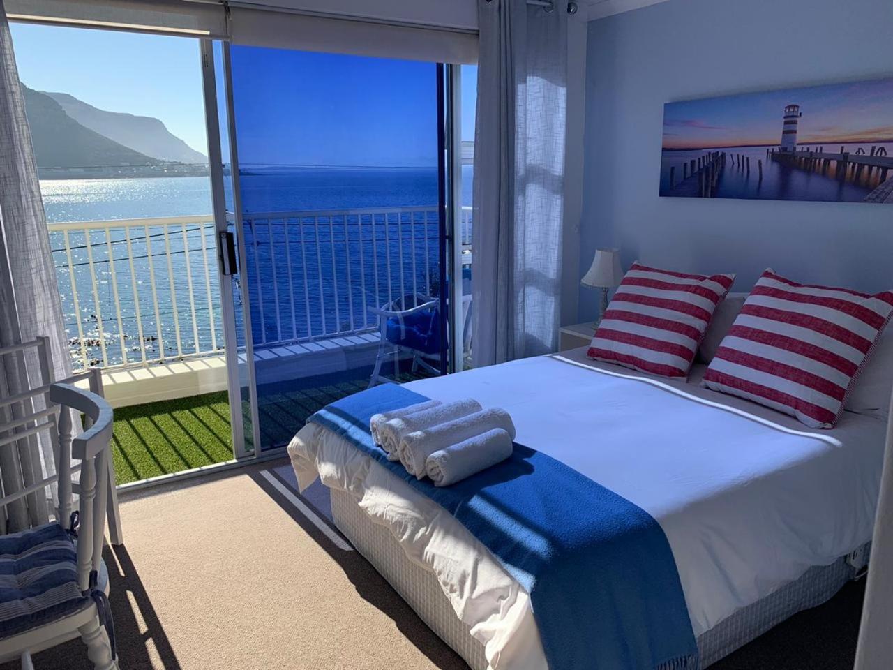 Paradise On the Bay