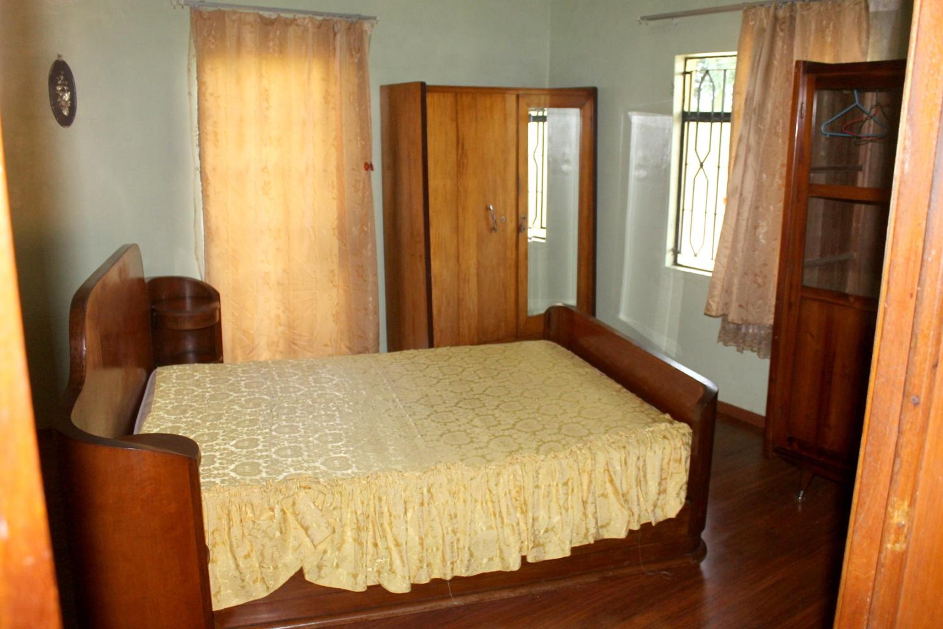 3 bedrooms house with enclosed garden and wifi at Phoenix Vacoas Phoenix