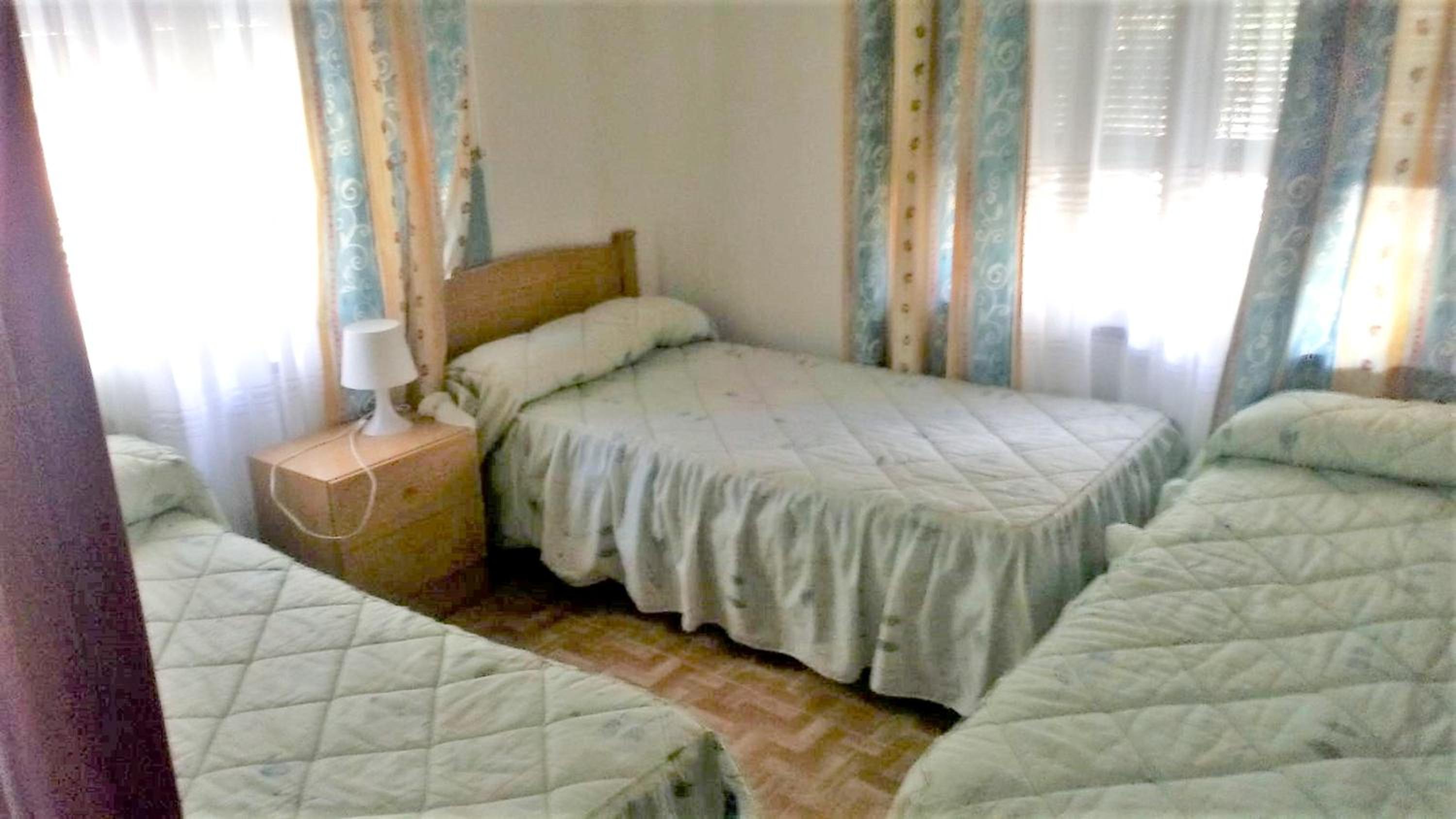 5 bedrooms house with shared pool enclosed garden and wifi at Sotillo de la Adrada