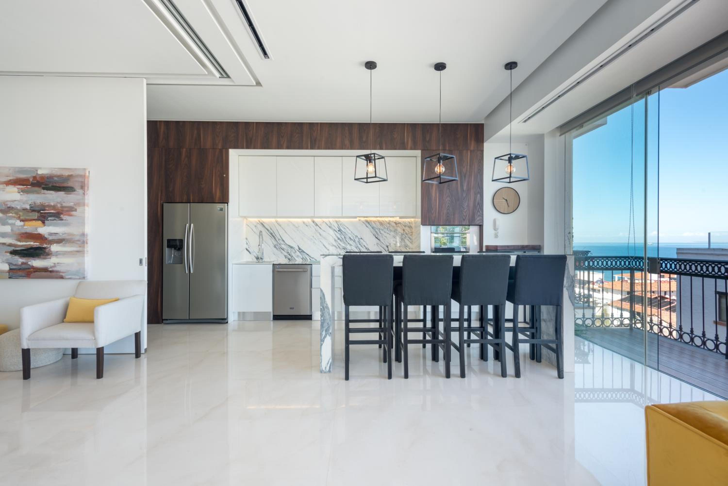 Pier 57 Unit 501 Exquisite Pier 57 Condo Romantic Zone, Ocean
