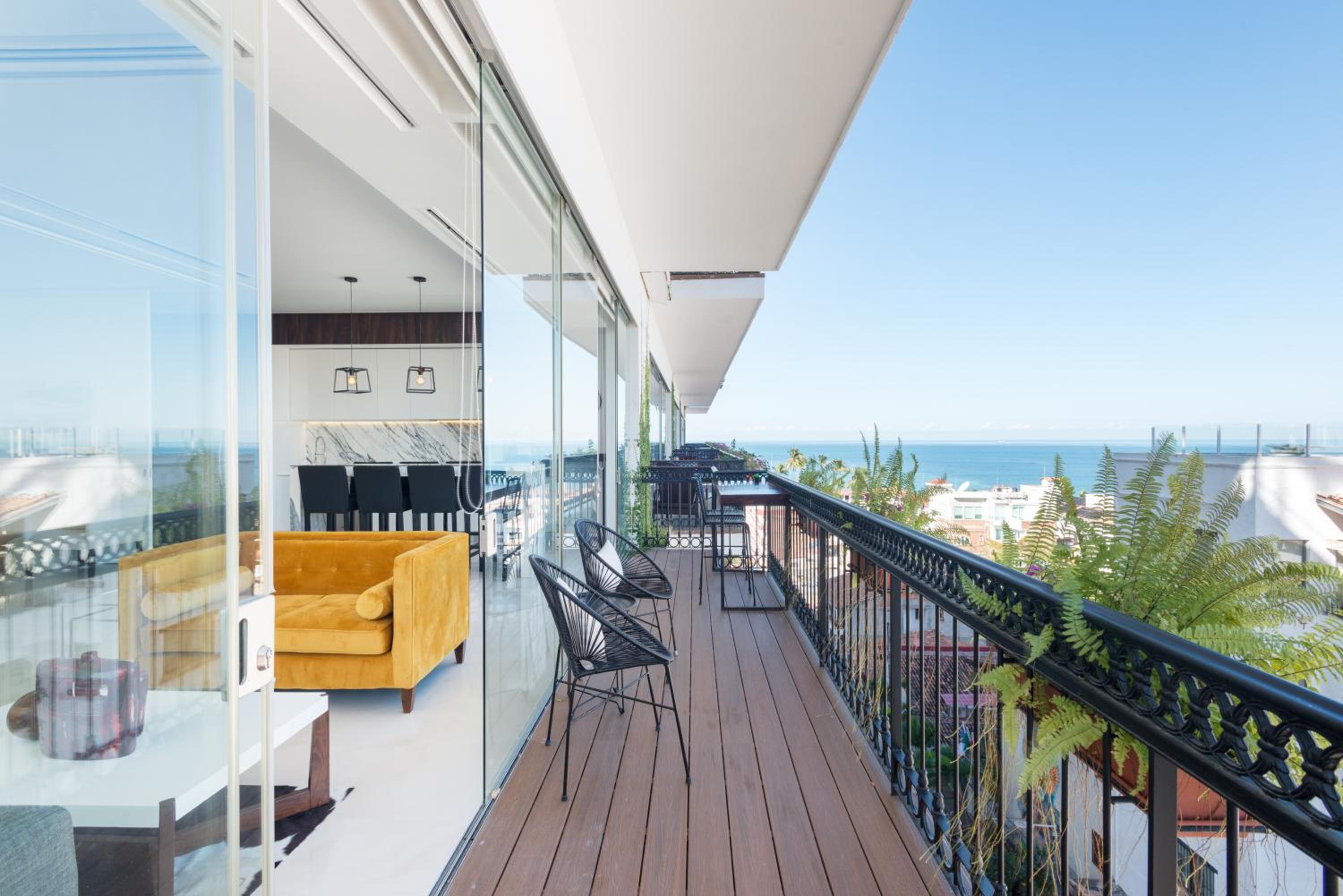 Pier 57 Unit 501 Exquisite Pier 57 Condo Romantic Zone, Ocean