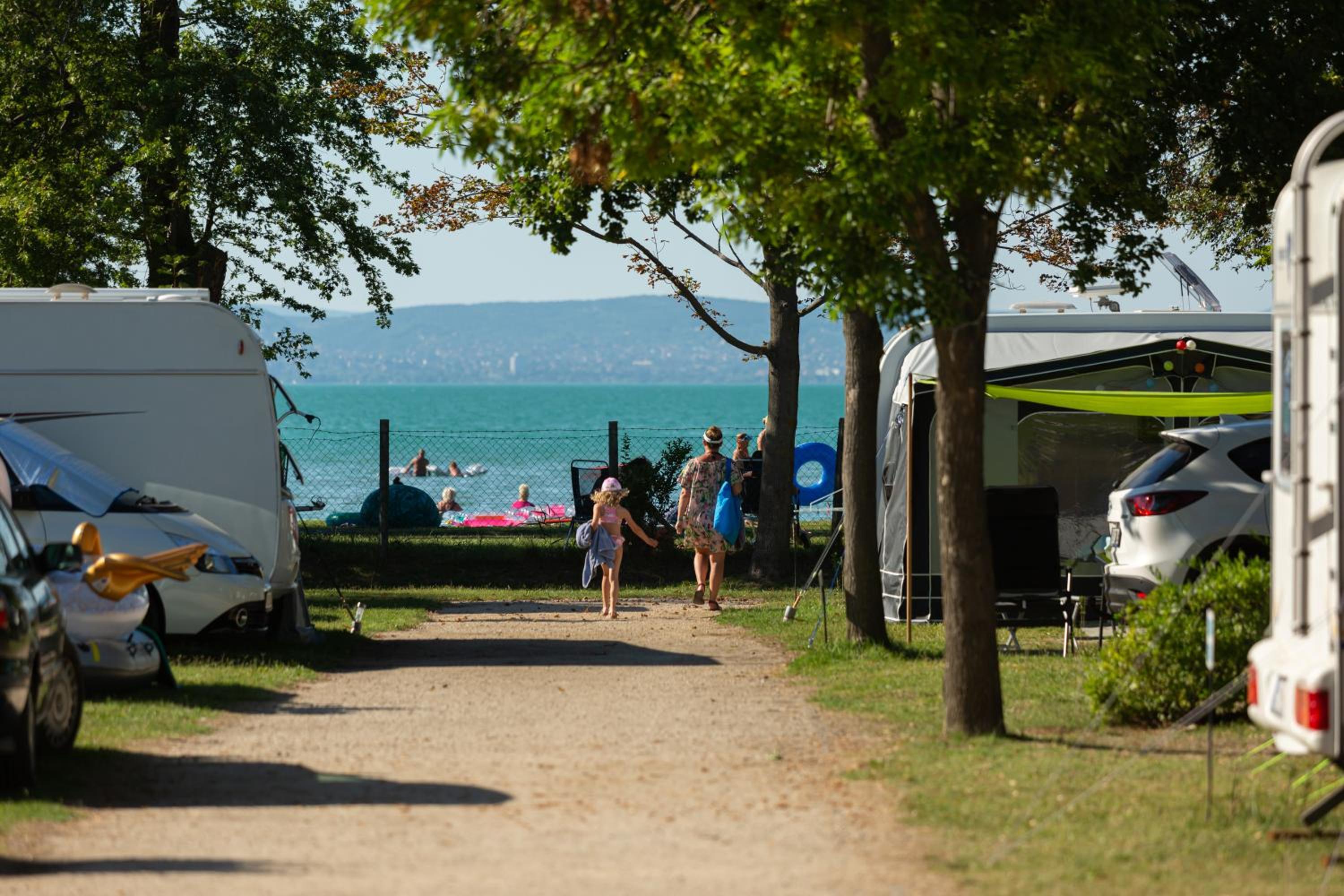 Aranypart Camping