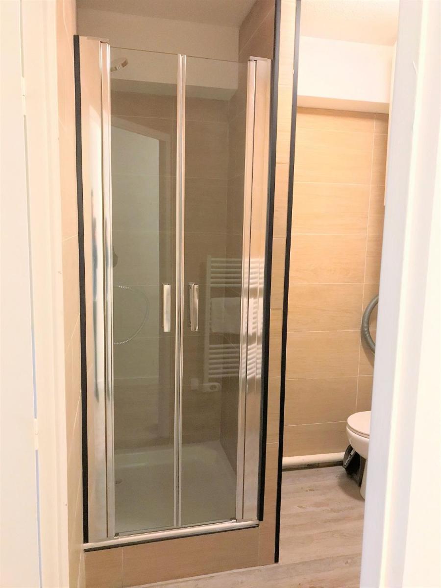 Bel appartement design tout confort (Parking Gratuit) à 10 minutes de Bordeaux