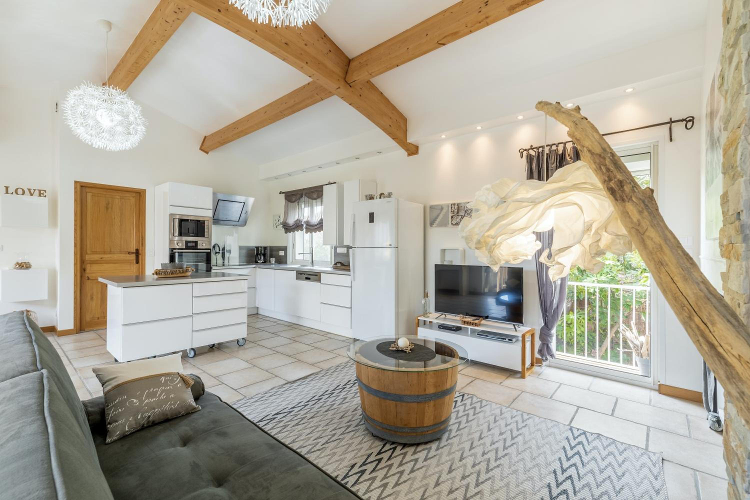Maison d'une chambre avec jardin clos et wifi a Poussan view 4