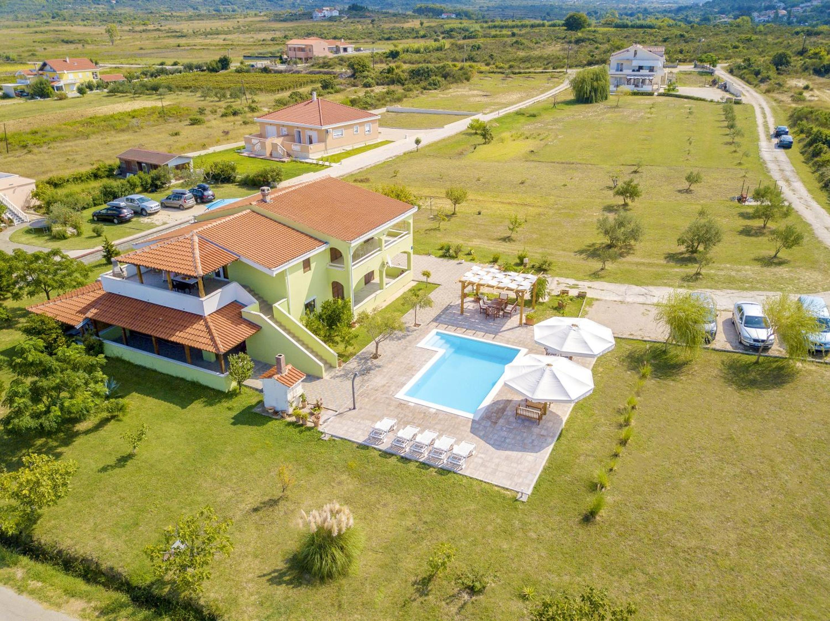 One bedroom appartement at Ljubac 300 m away from the beach with sea view shared pool and garden