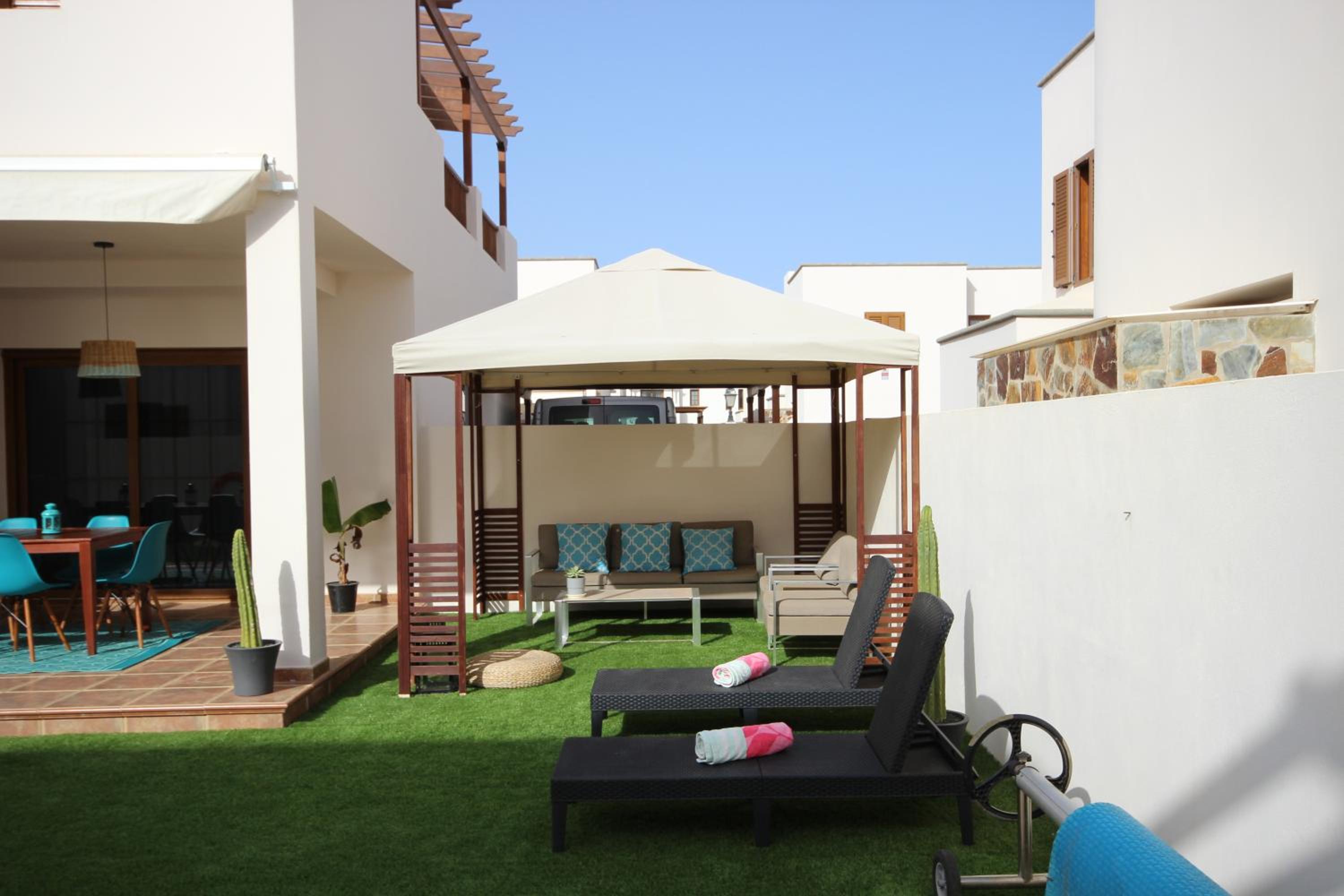 Villa Las Caletas del Mar - Heated Pool photo 5