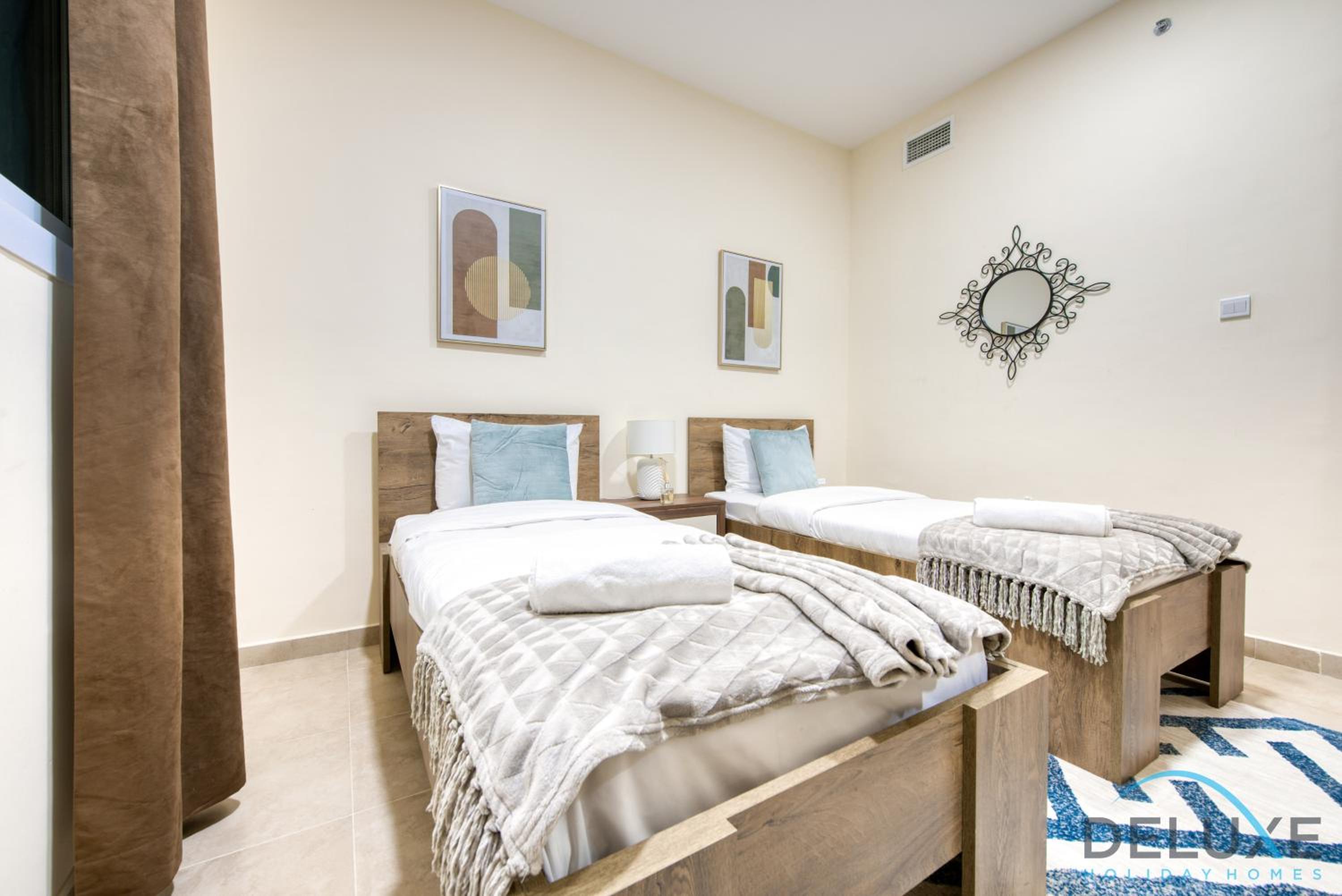 Cozy 2-Bedroom Apartment at Dubai Gate 2, JLT by Deluxe Holiday Homes