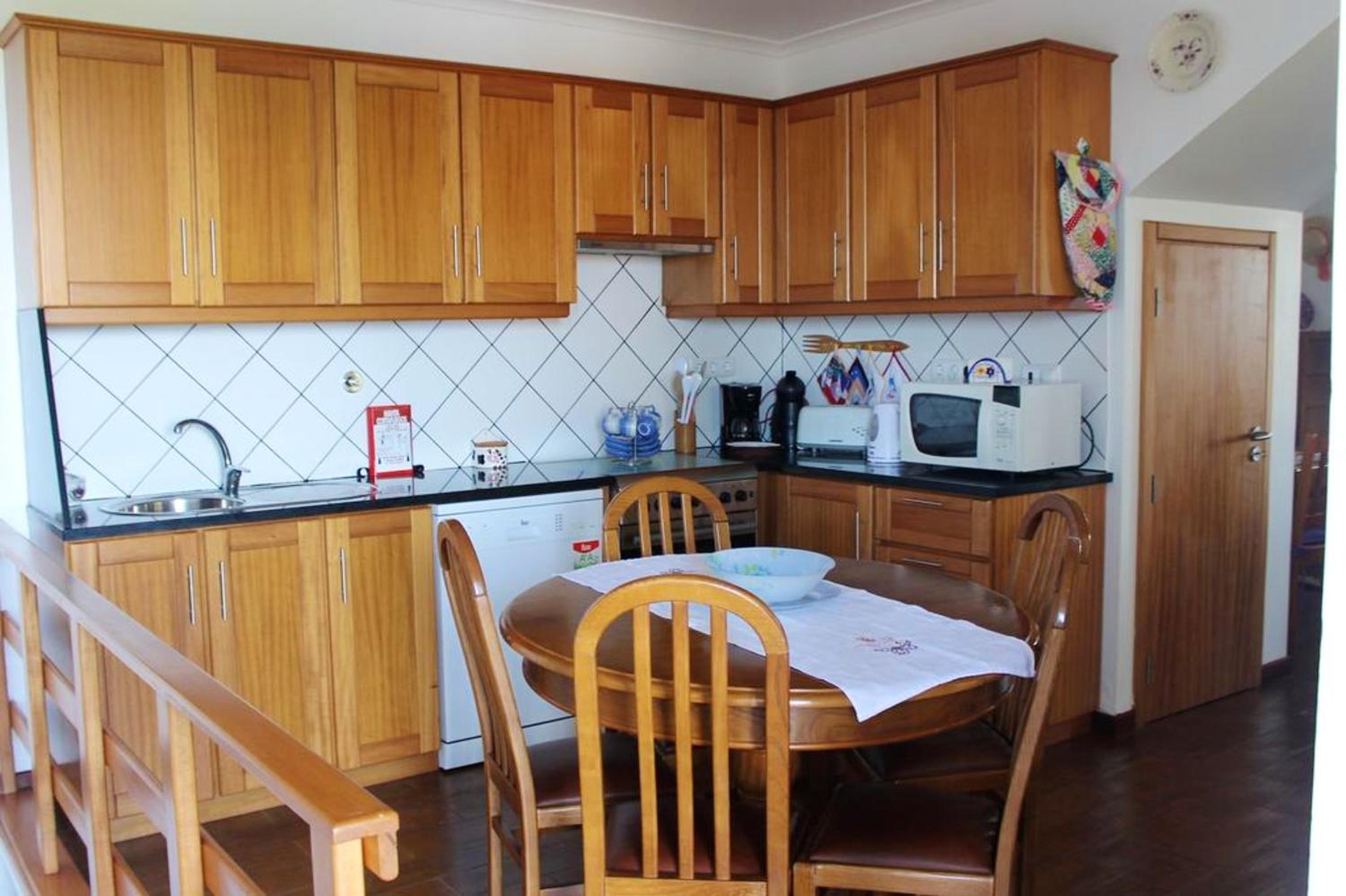 3 bedrooms house with sea view enclosed garden and wifi at Prainha 4 km away from the beach view 4
