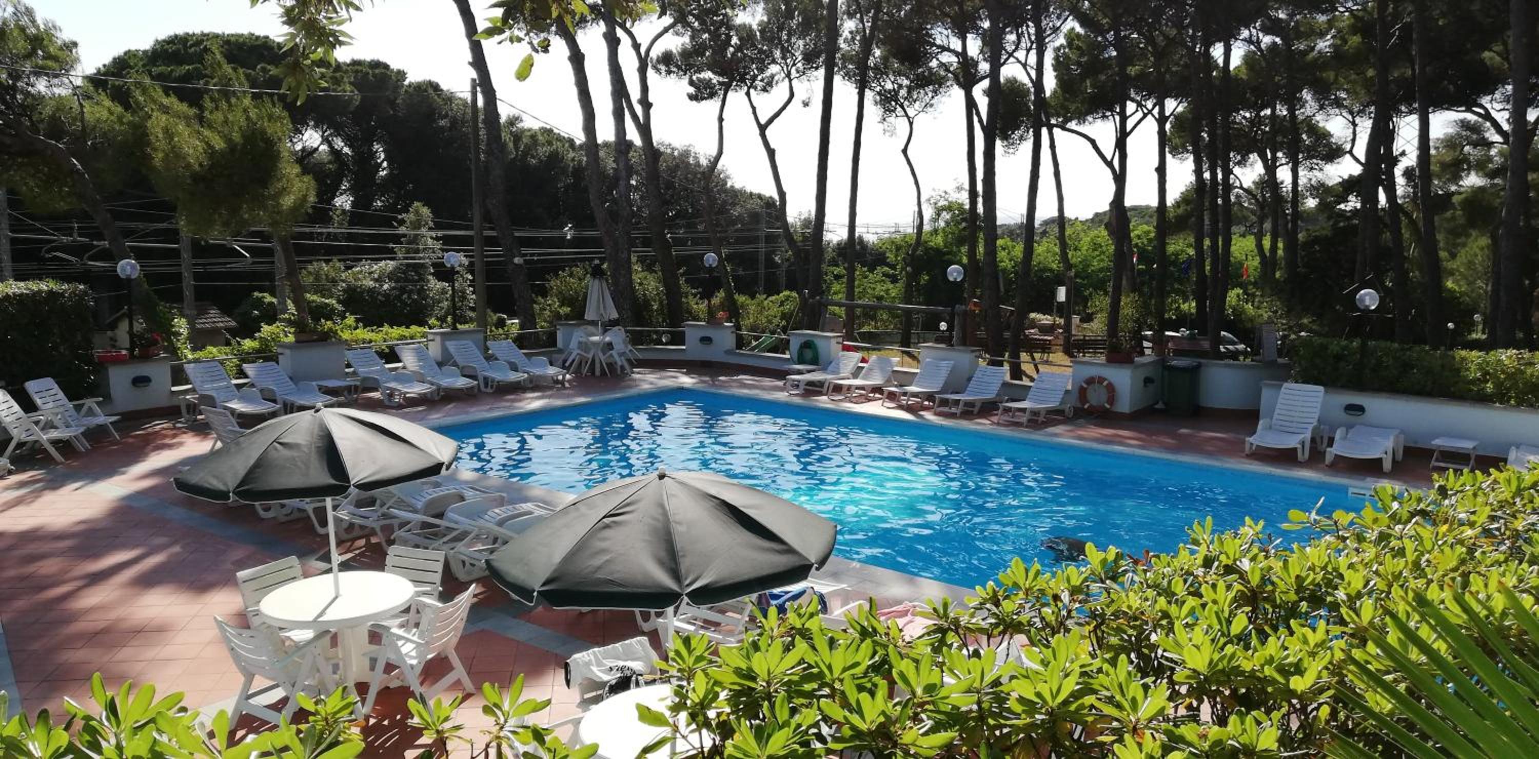 Studio at Castiglioncello 400 m away from the beach with sea view shared pool and enclosed garden view 2