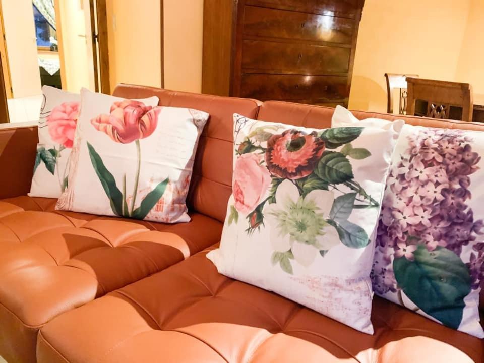 B&B Bourgeoisie***