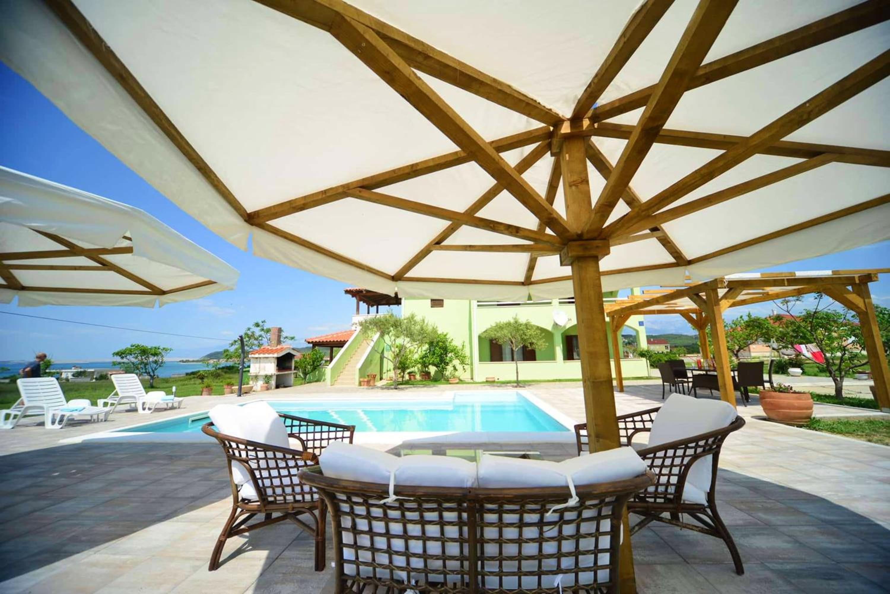 3 bedrooms appartement at Ljubac 300 m away from the beach with sea view shared pool and furnished garden