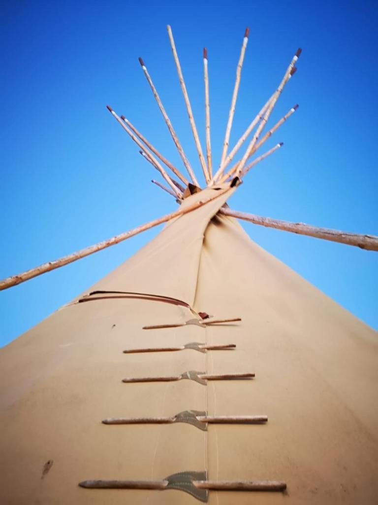 Teepee Costa photo 2