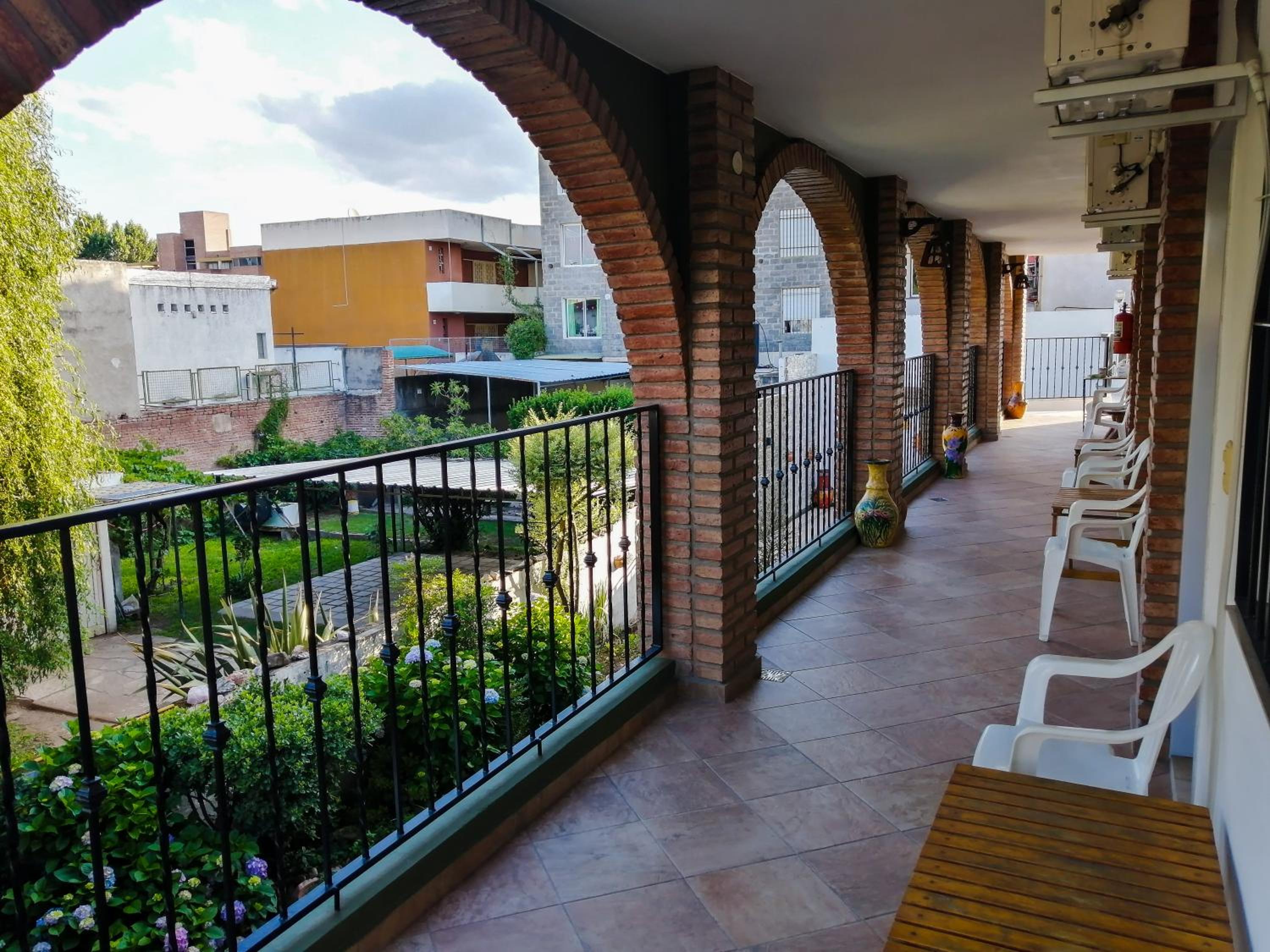 balcony