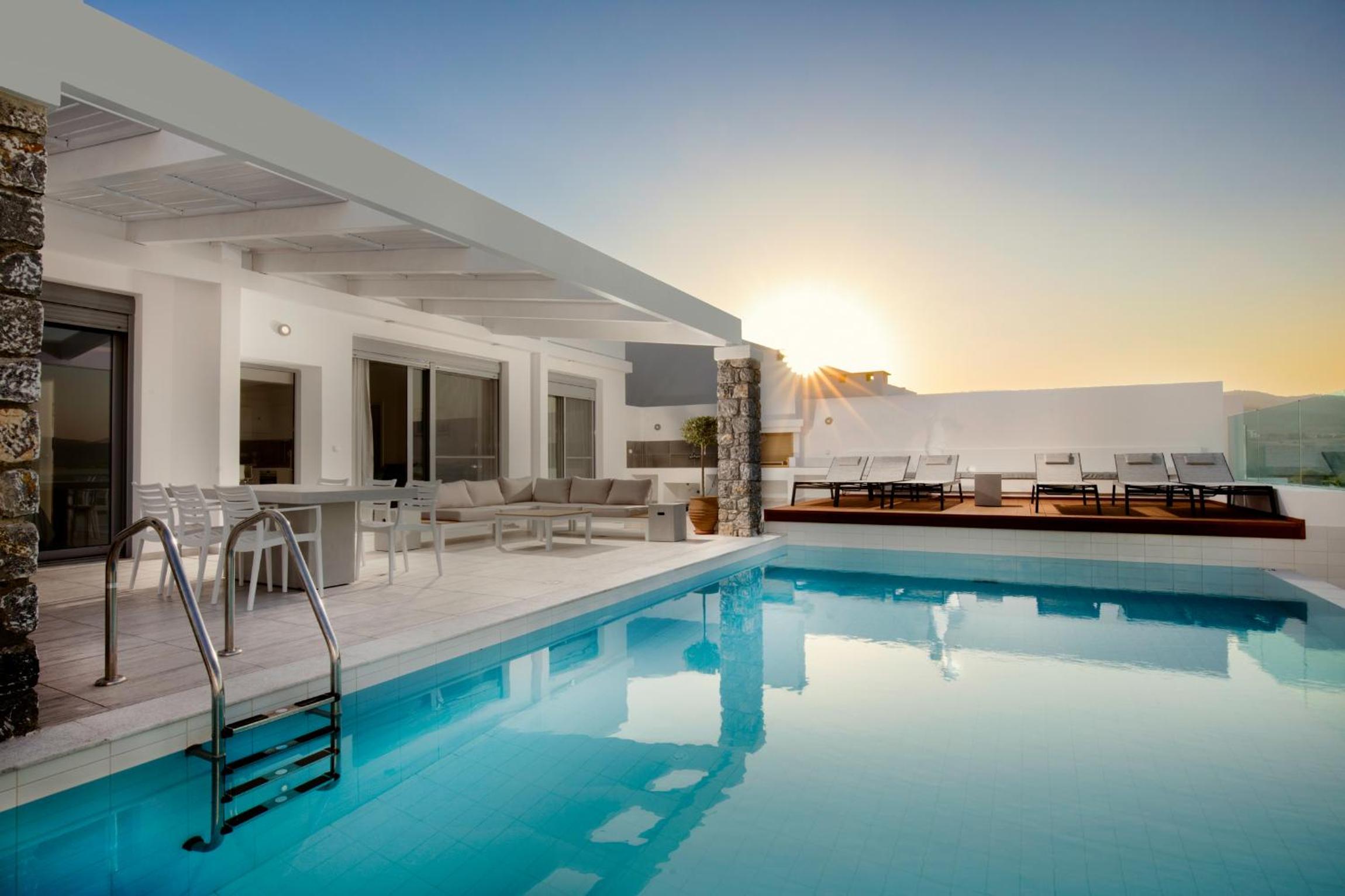 Villa Phos with swimming pool in Lindos view 2