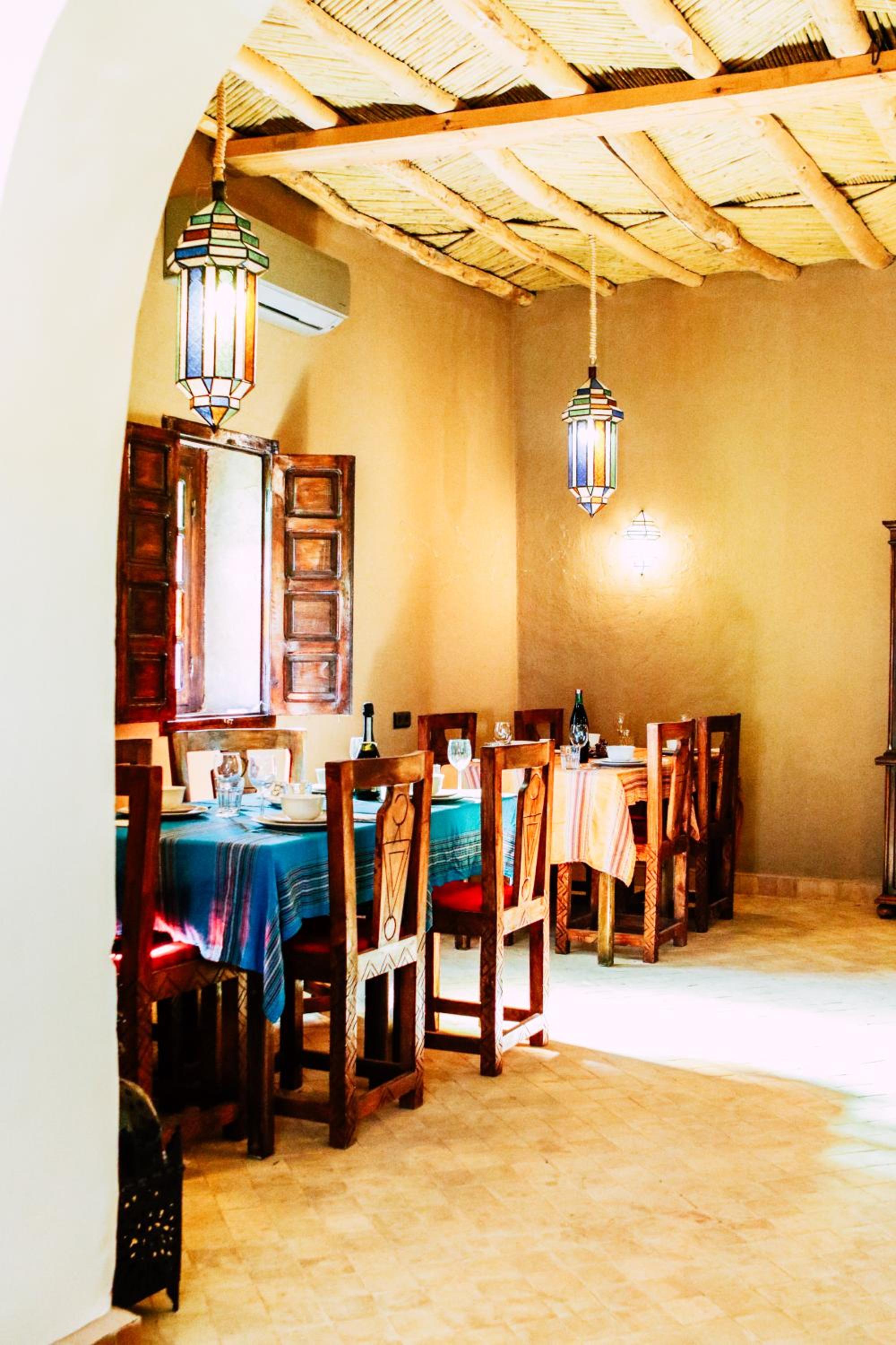 restaurant