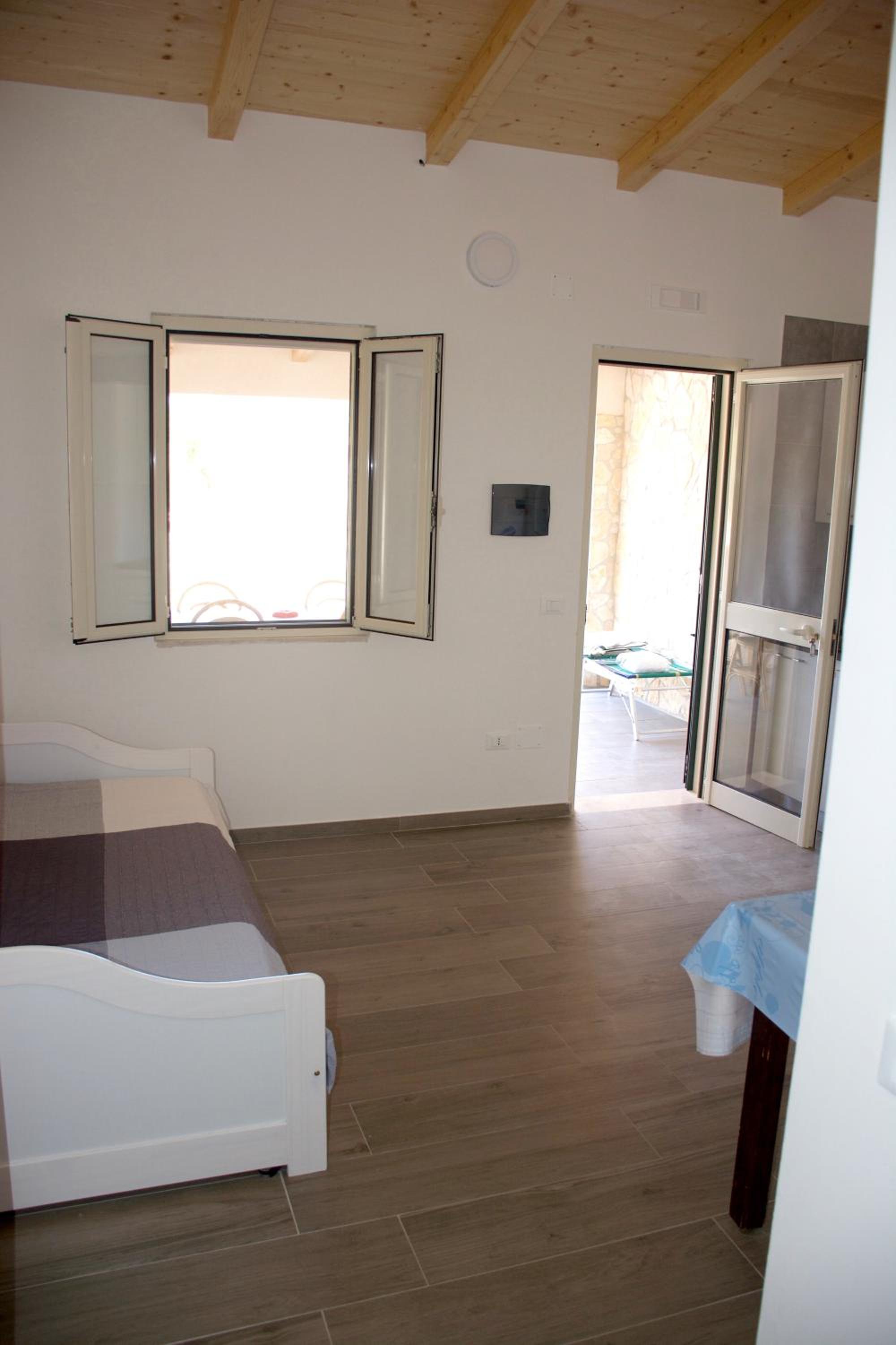 One bedroom appartement at Vieste 700 m away from the beach with furnished garden