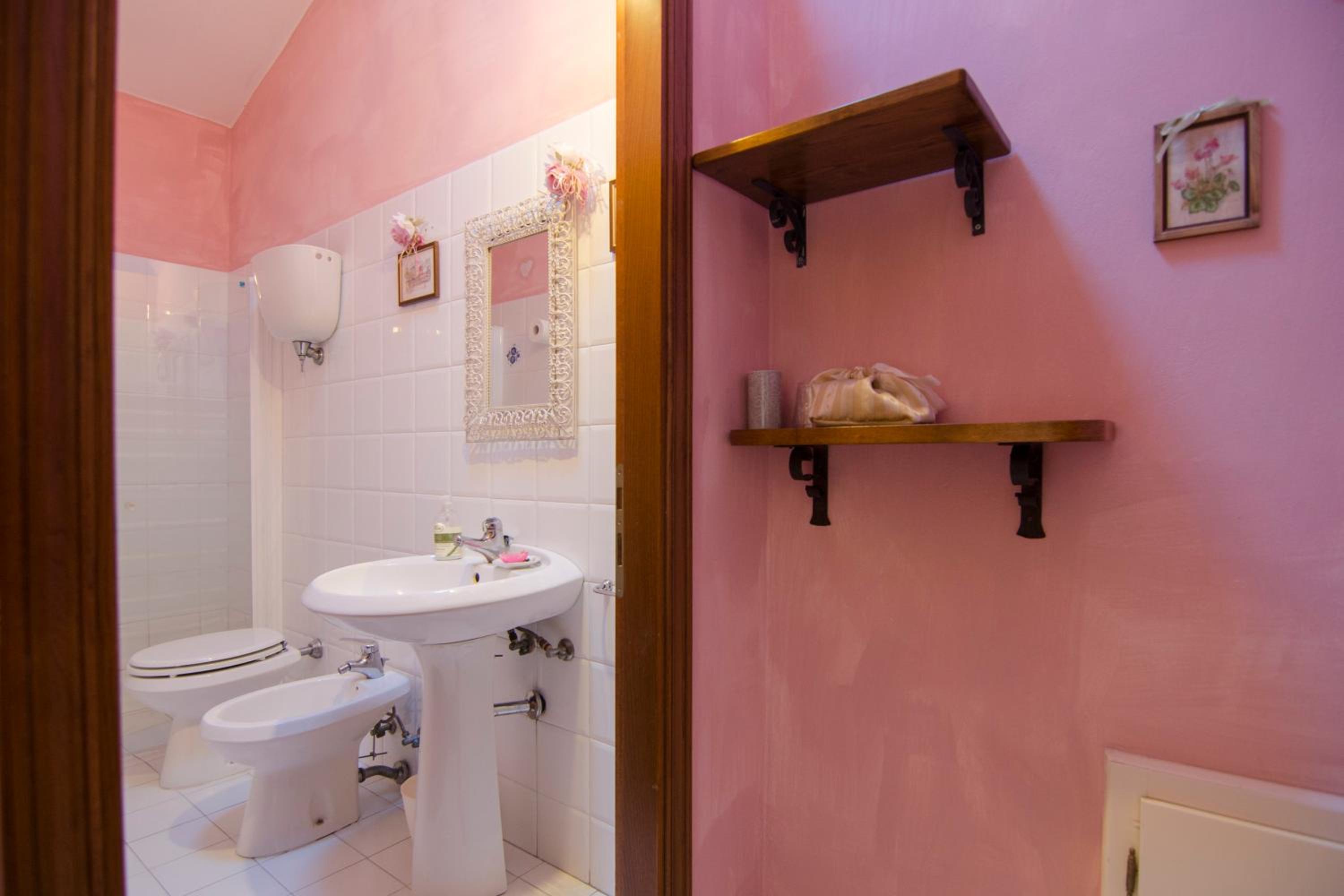 12 bedrooms mansion with city view private pool and enclosed garden at Cortona