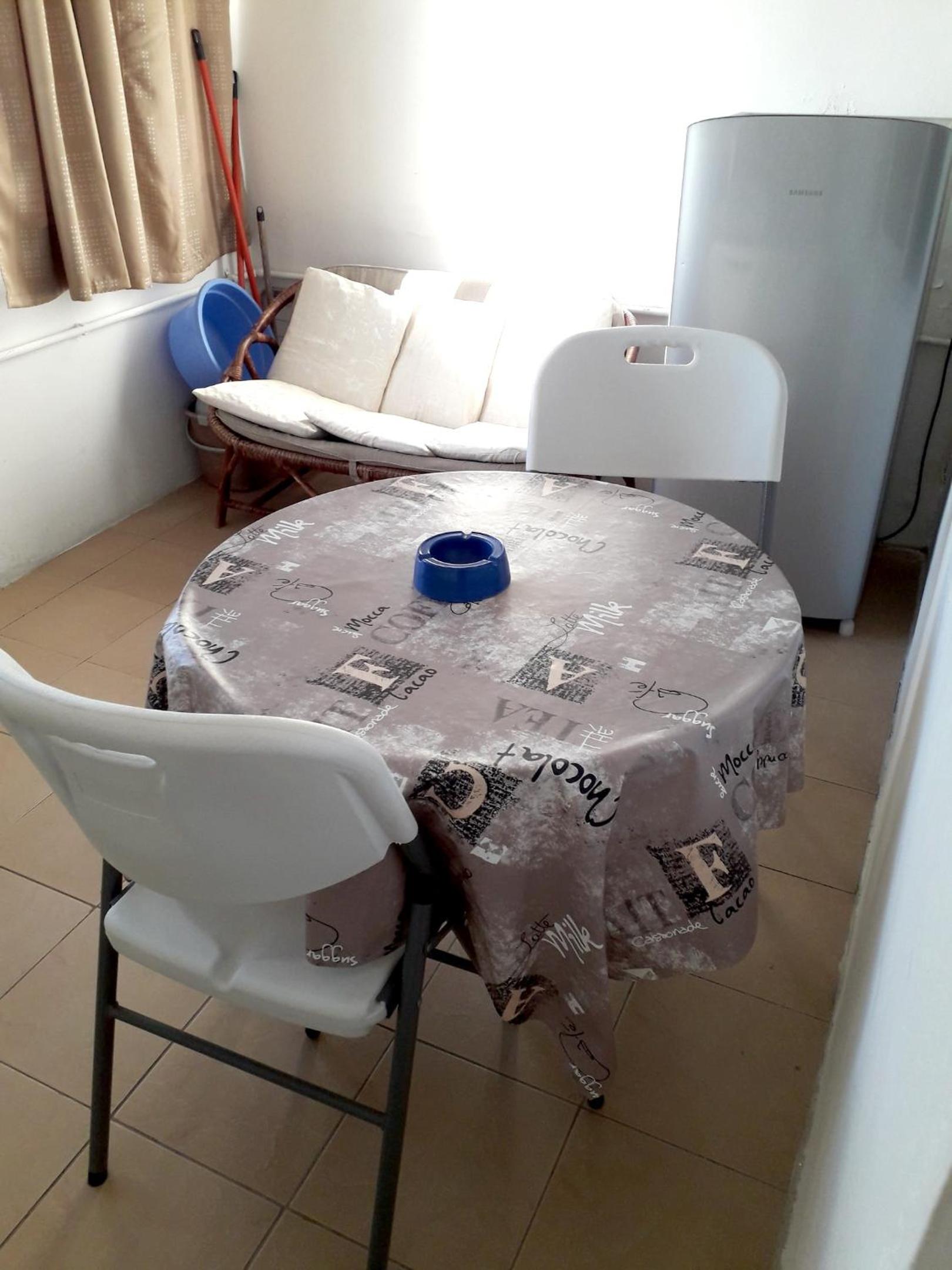 One bedroom appartement at Grand Baie 300 m away from the beach with sea view and wifi