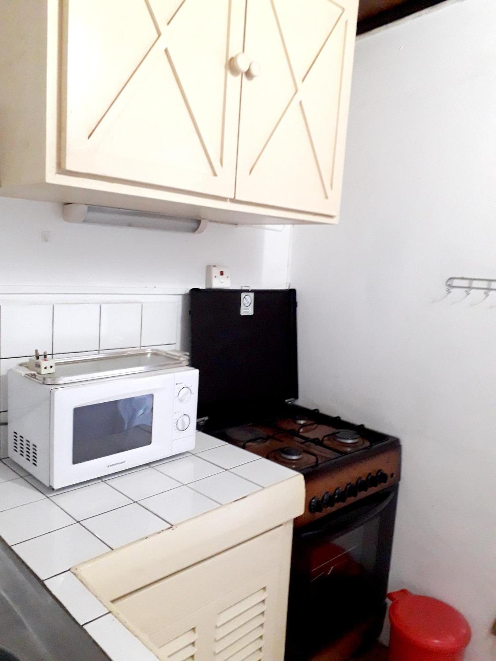 One bedroom appartement at Grand Baie 300 m away from the beach with sea view and wifi