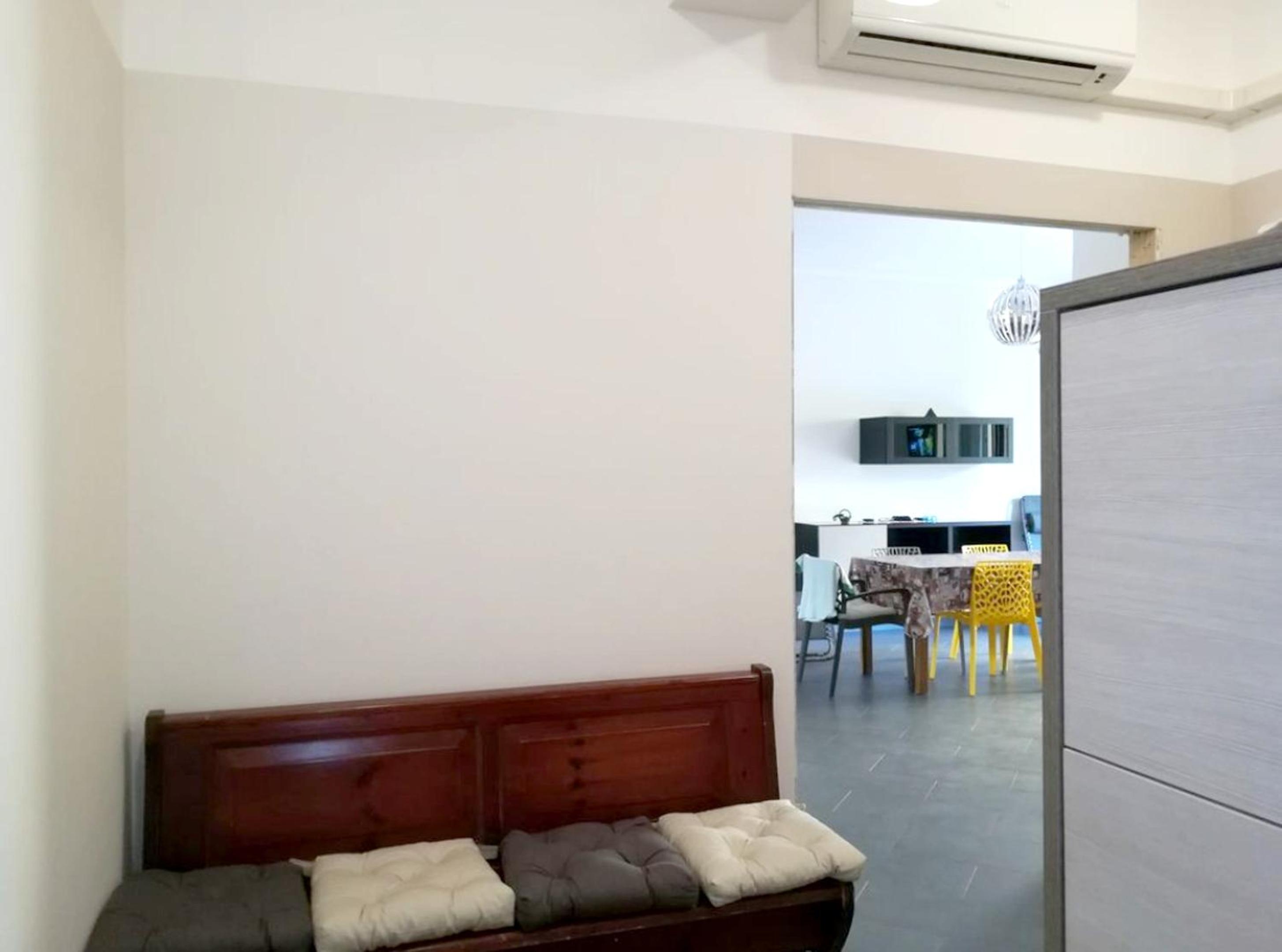 3 bedrooms appartement at Marina di Gioiosa Ionica 700 m away from the beach with furnished terrace