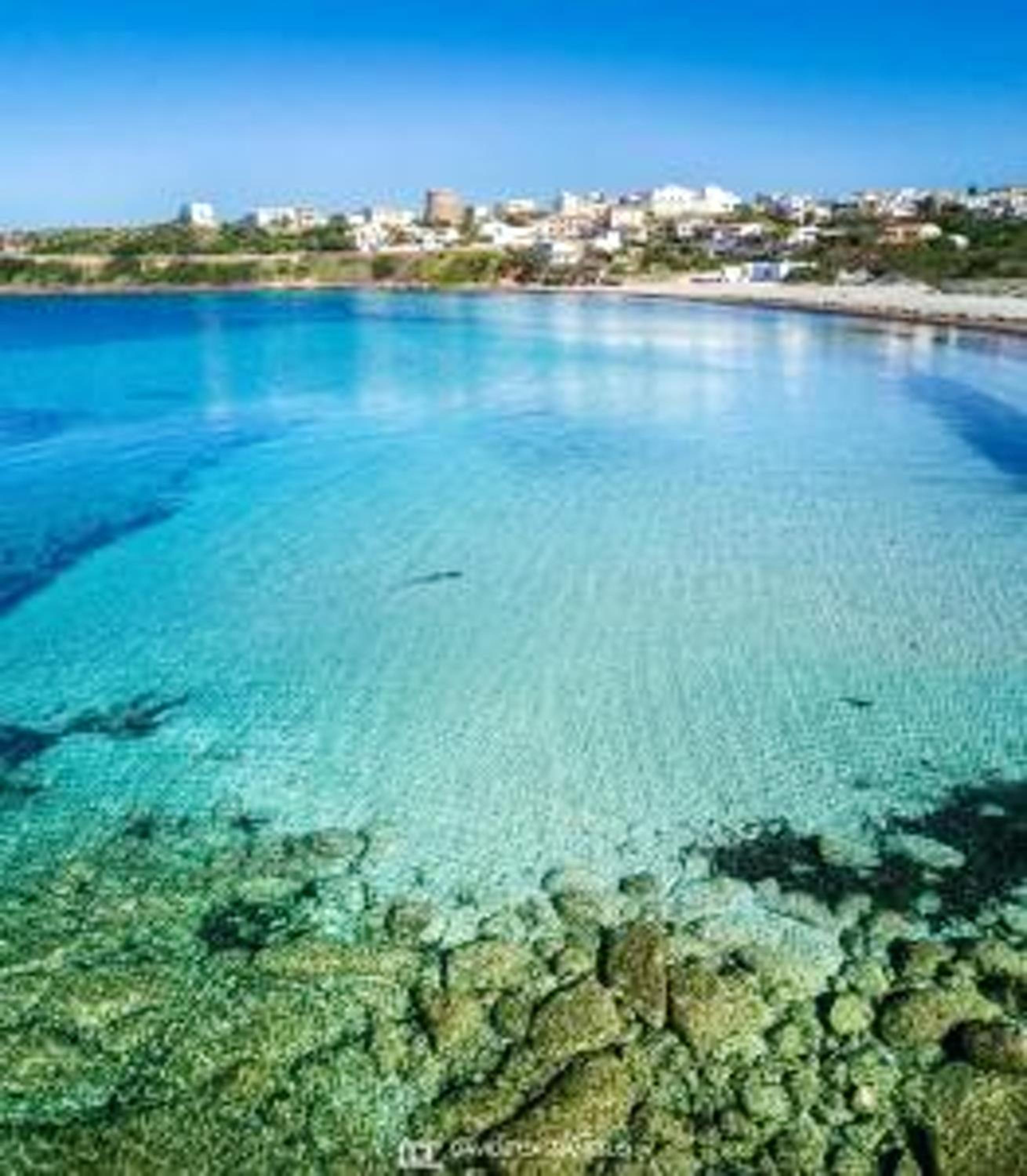 One bedroom appartement at Calasetta 50 m away from the beach with furnished terrace