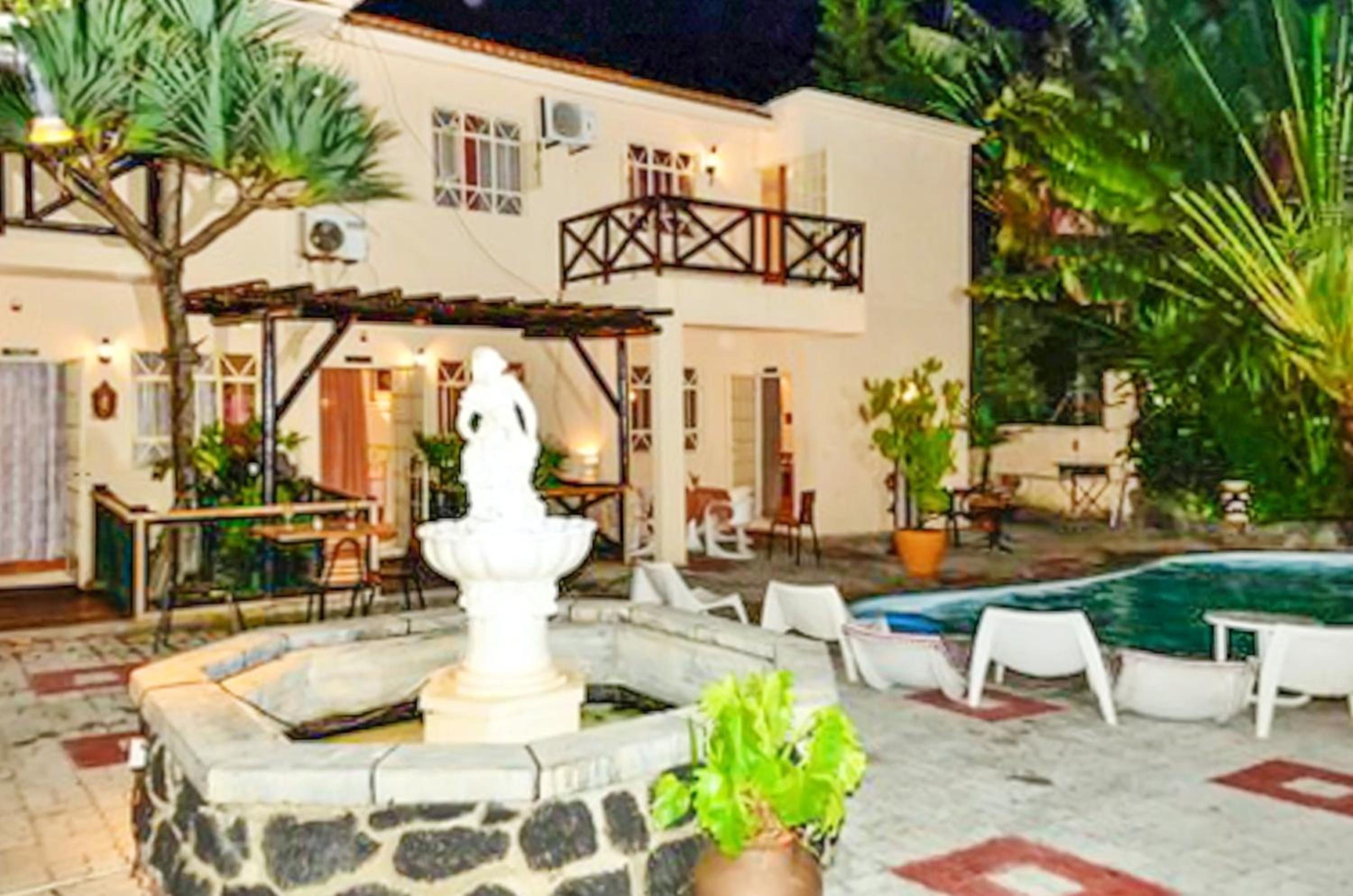 Studio with shared pool furnished terrace and wifi at Pereybere 1 km away from the beach